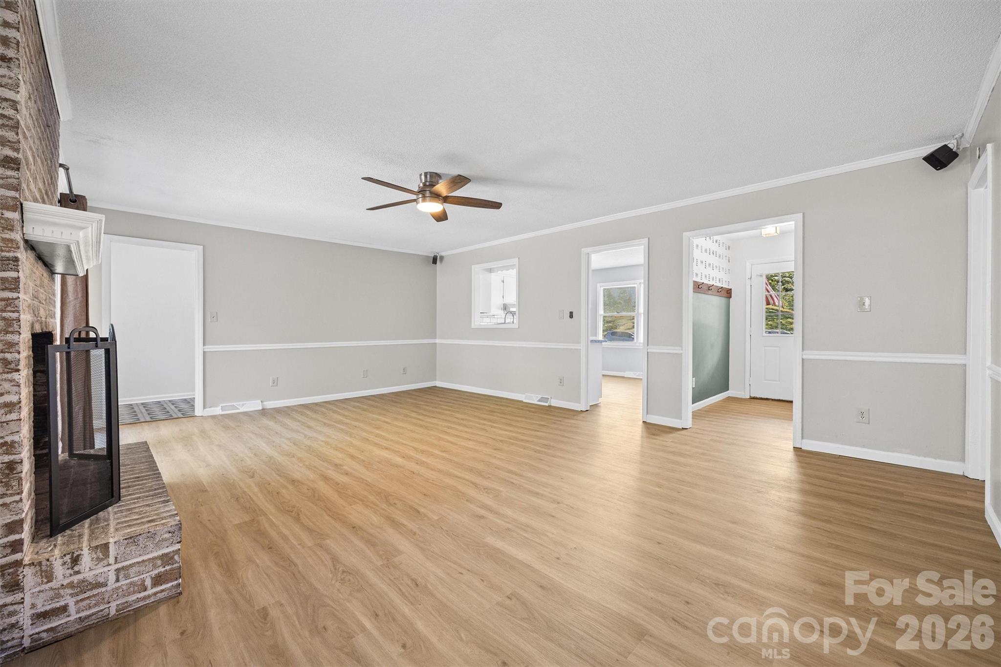 2021 Downey Street Property Photo 7