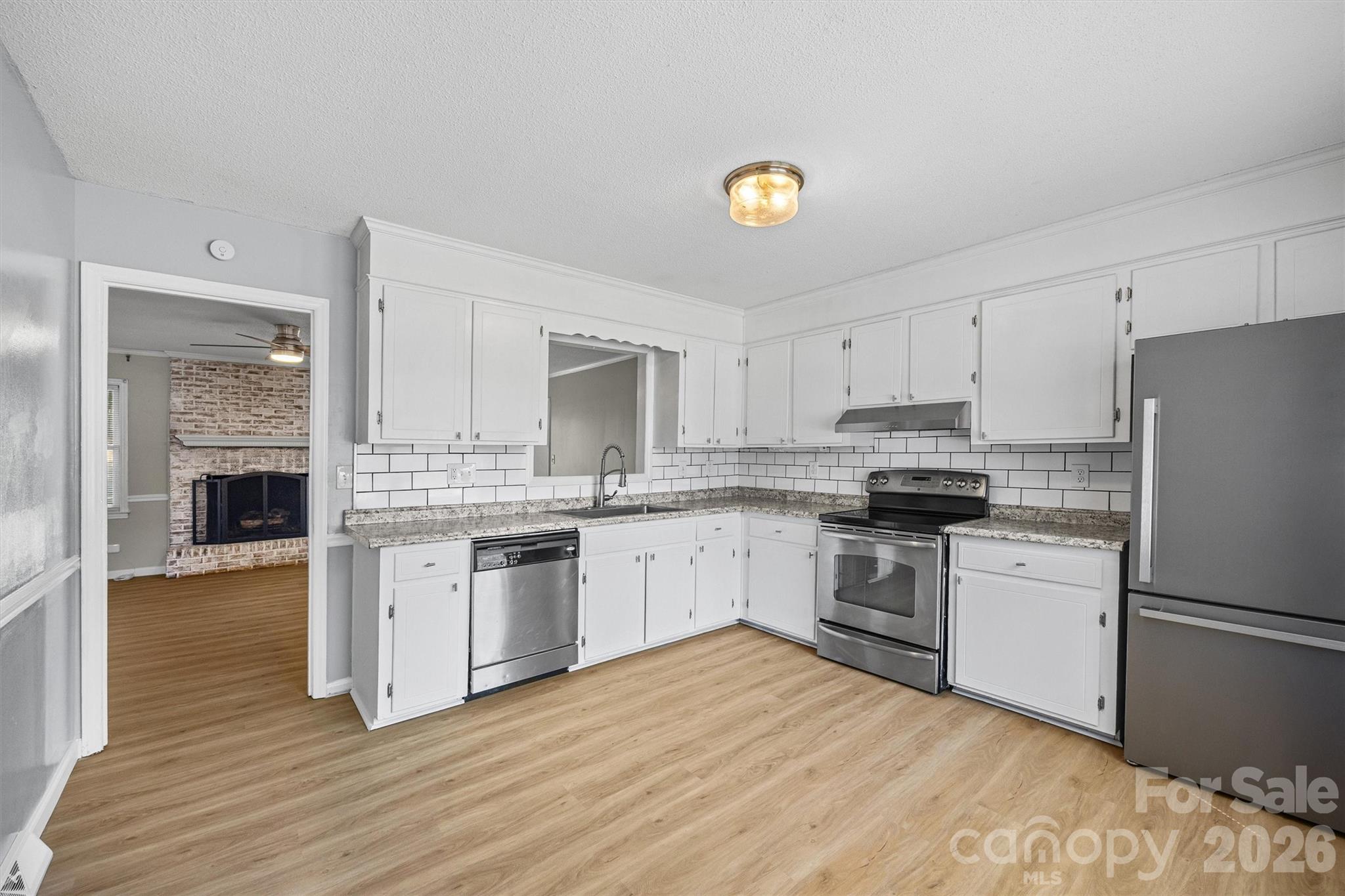 2021 Downey Street Property Photo 10