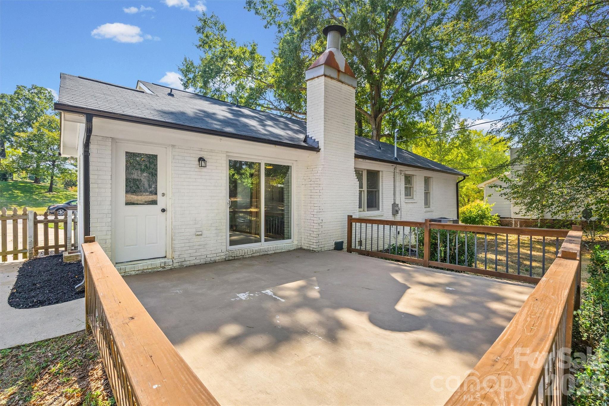 2021 Downey Street Property Photo 22