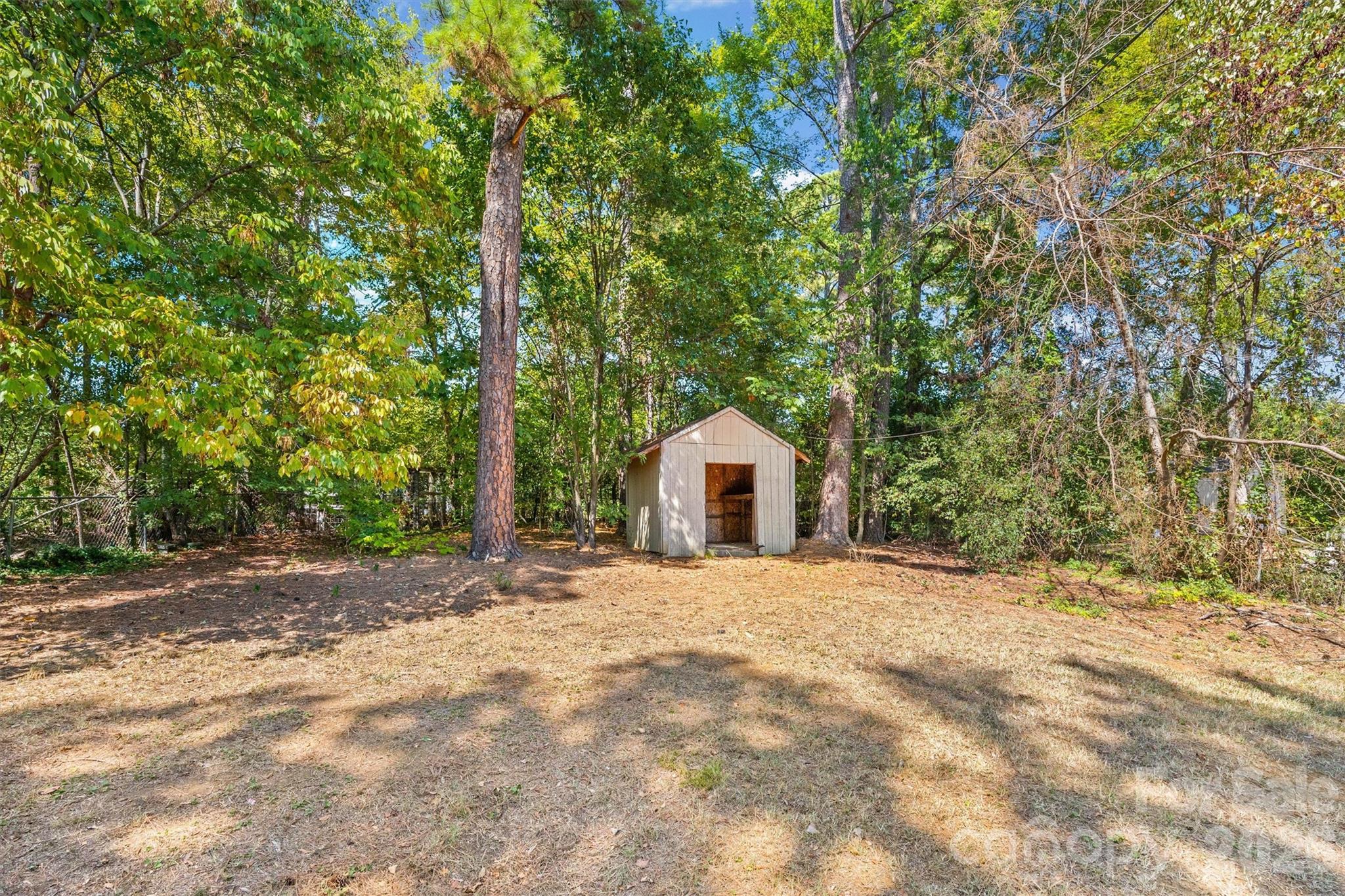 2021 Downey Street Property Photo 24