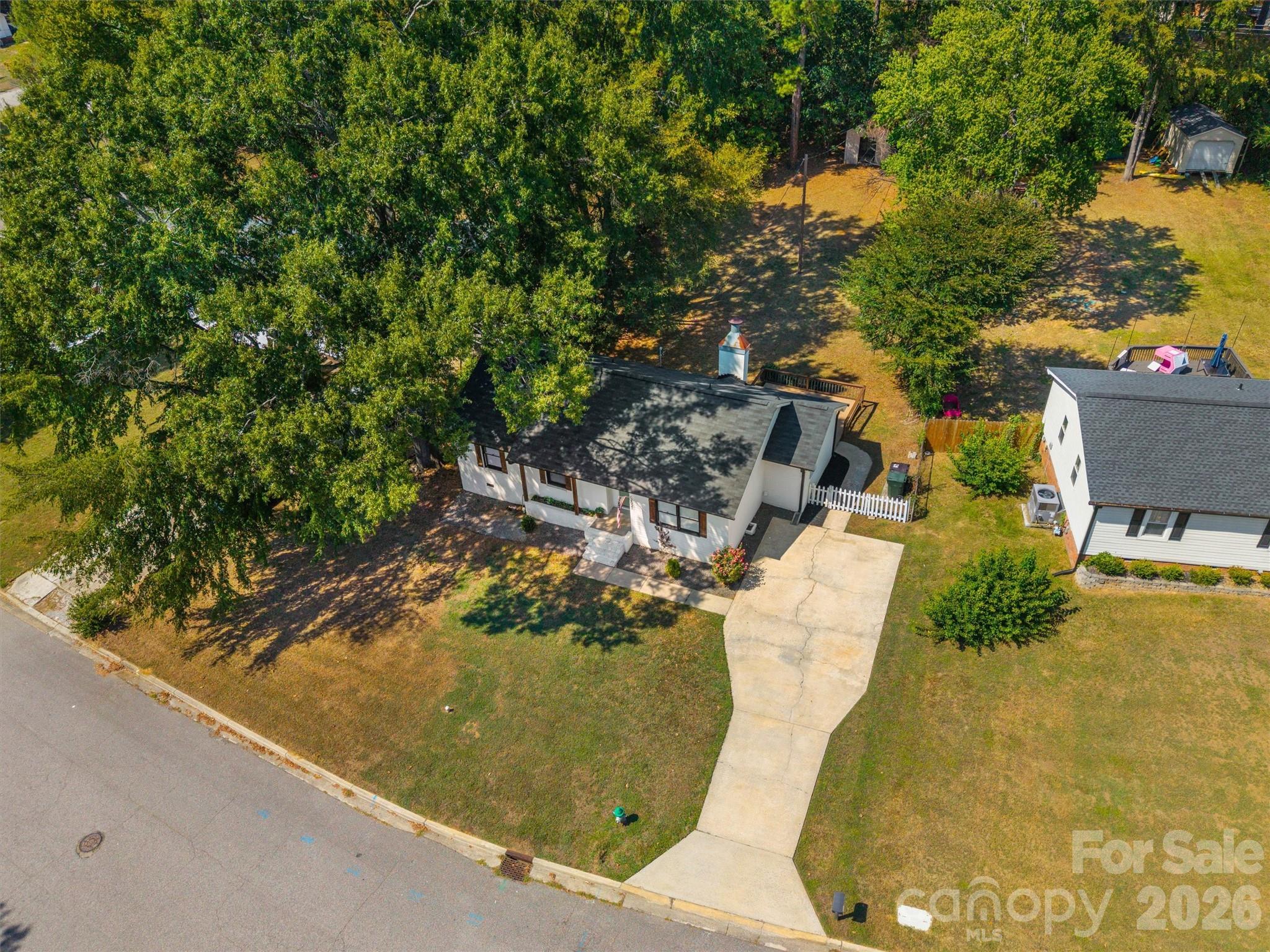 2021 Downey Street Property Photo 27