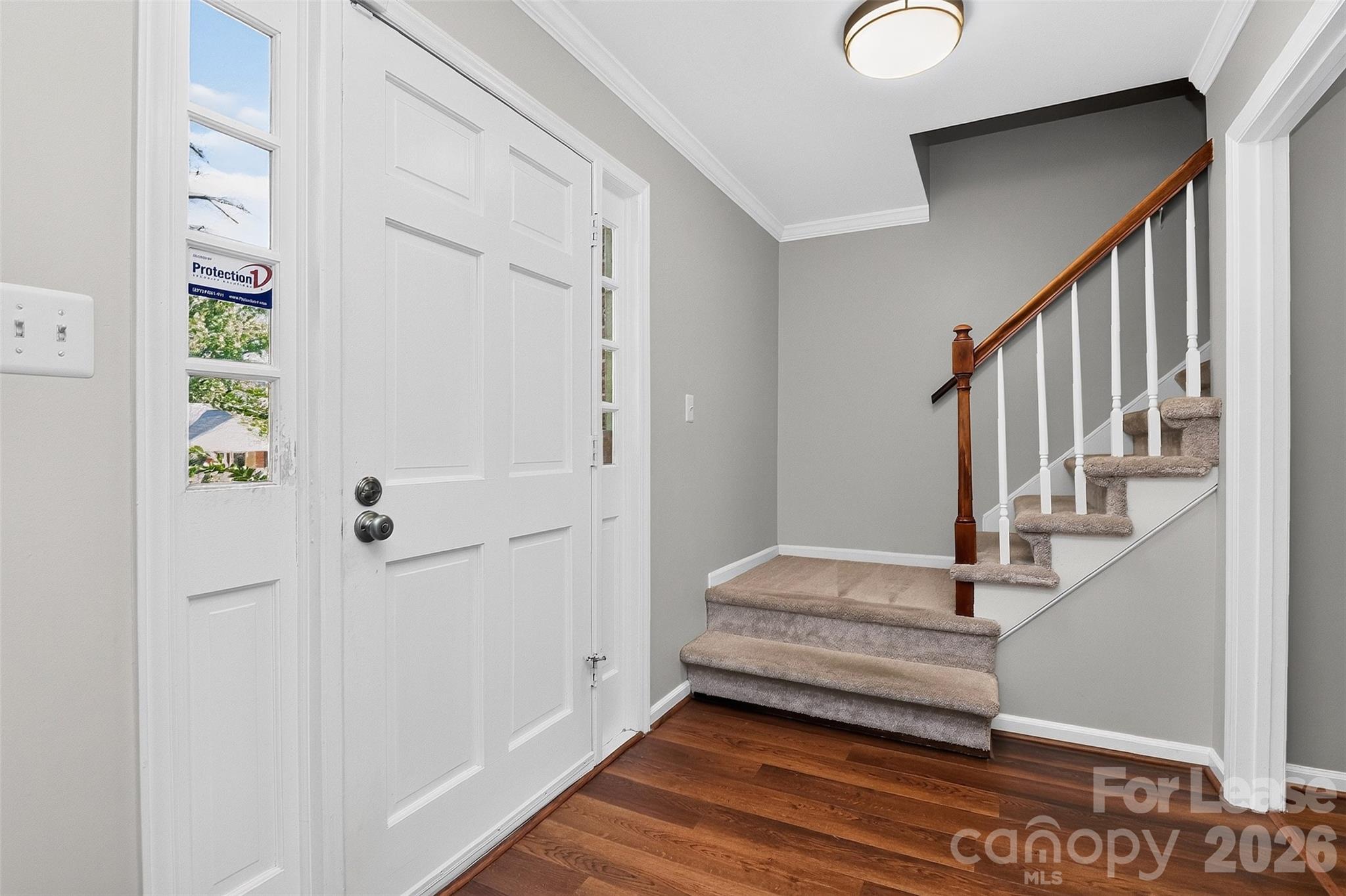2438 Knickerbocker Drive Property Photo 2