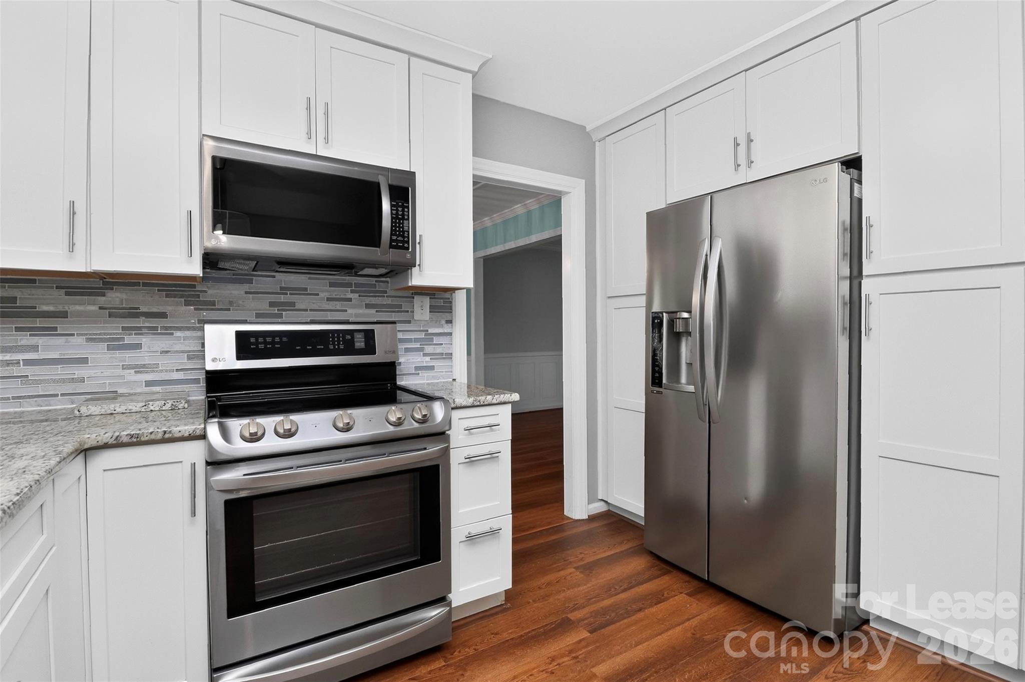 2438 Knickerbocker Drive Property Photo 17