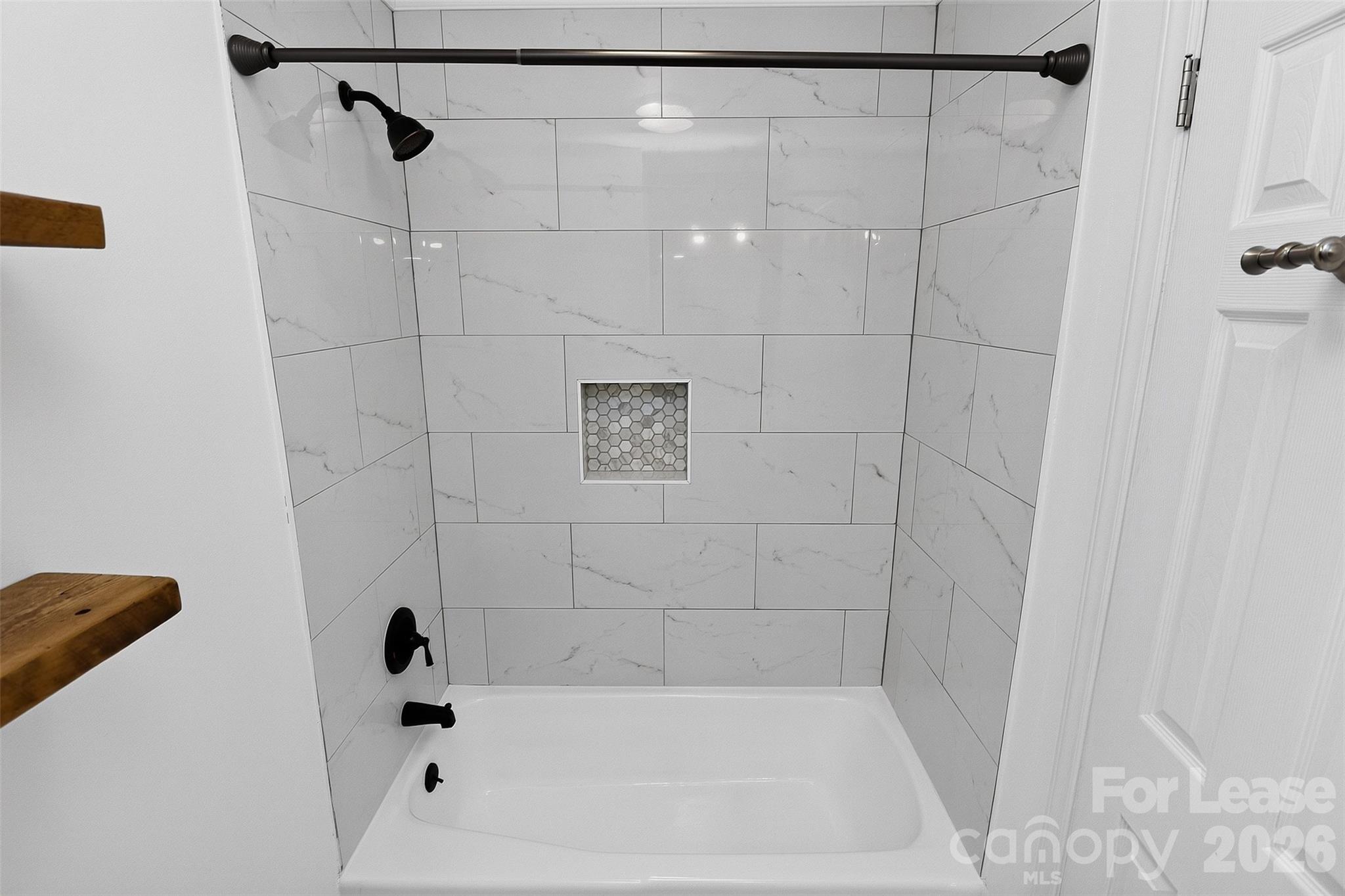 2438 Knickerbocker Drive Property Photo 29