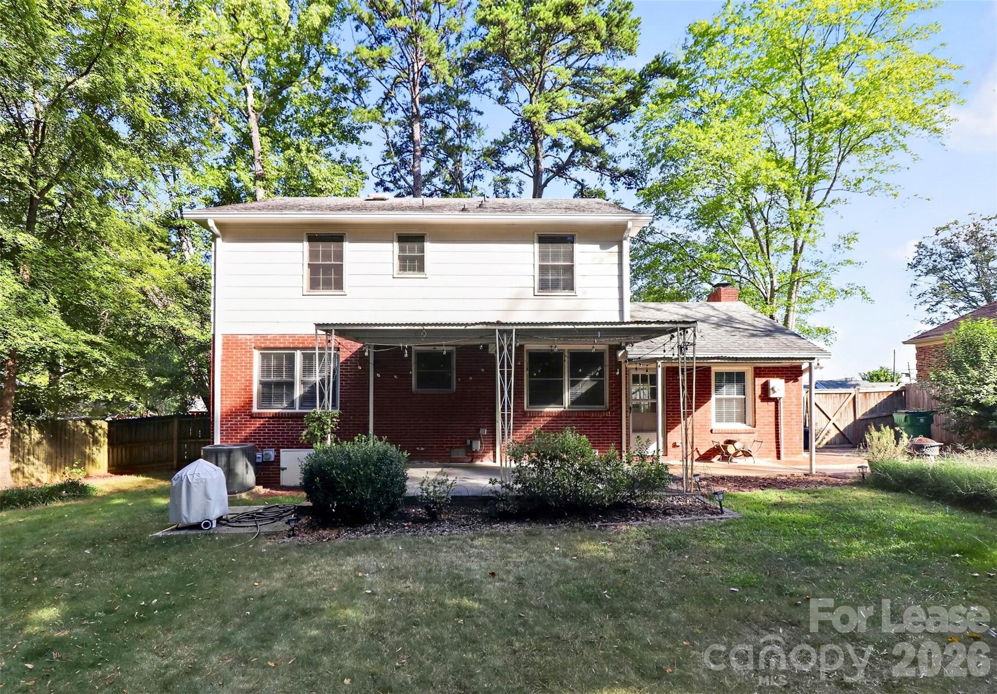 2438 Knickerbocker Drive Property Photo 35