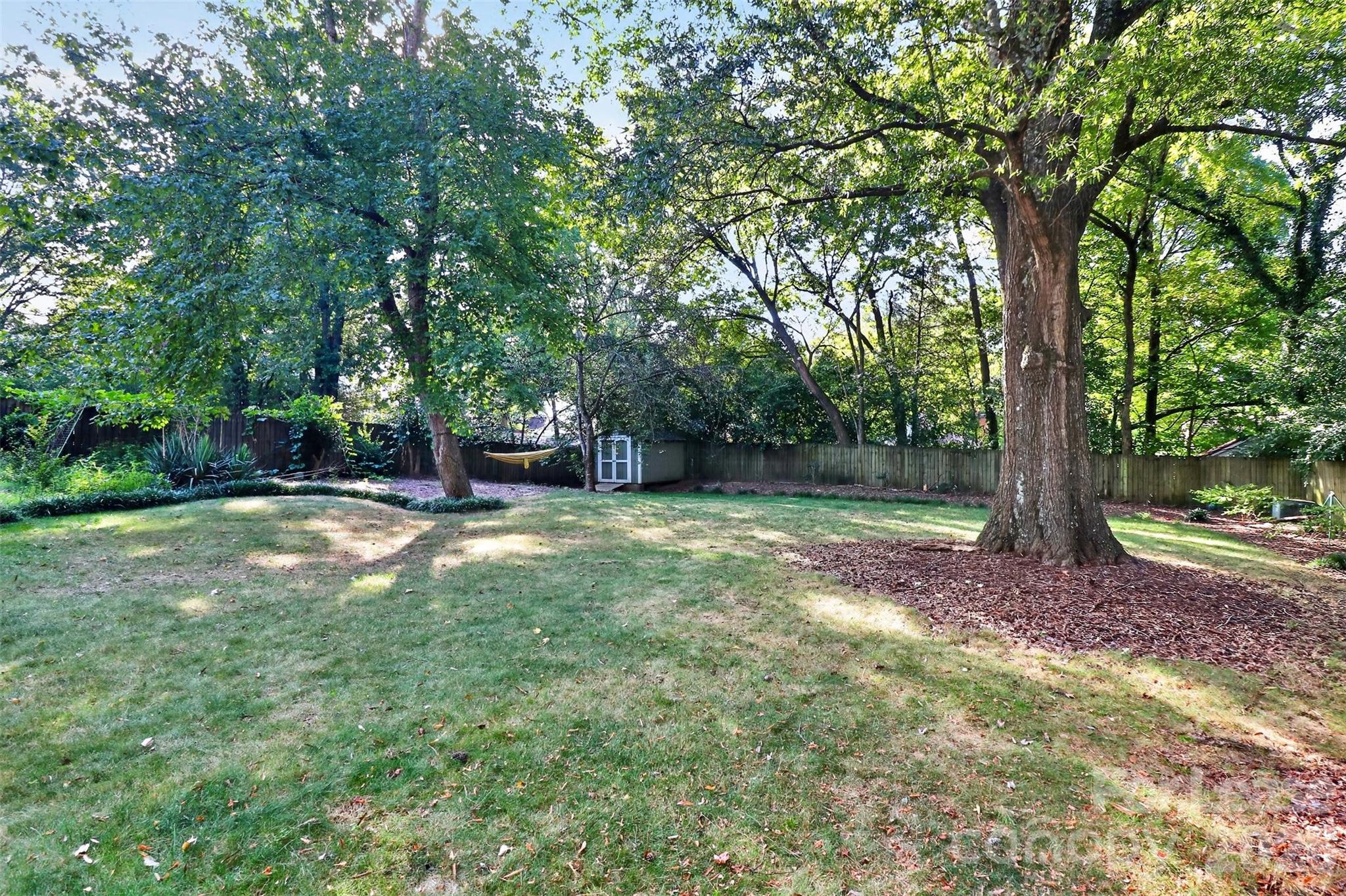 2438 Knickerbocker Drive Property Photo 36