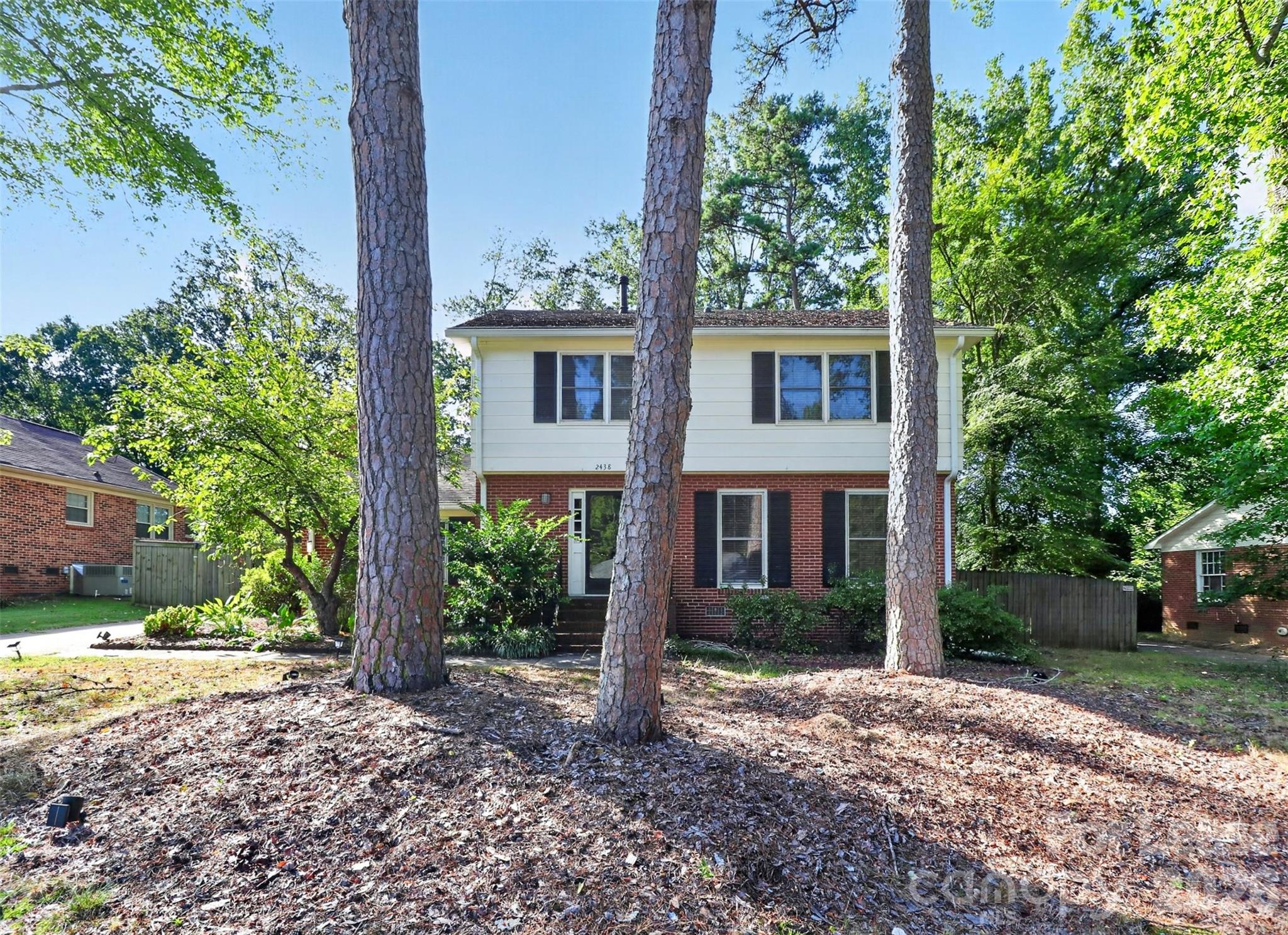 2438 Knickerbocker Drive Property Photo 39