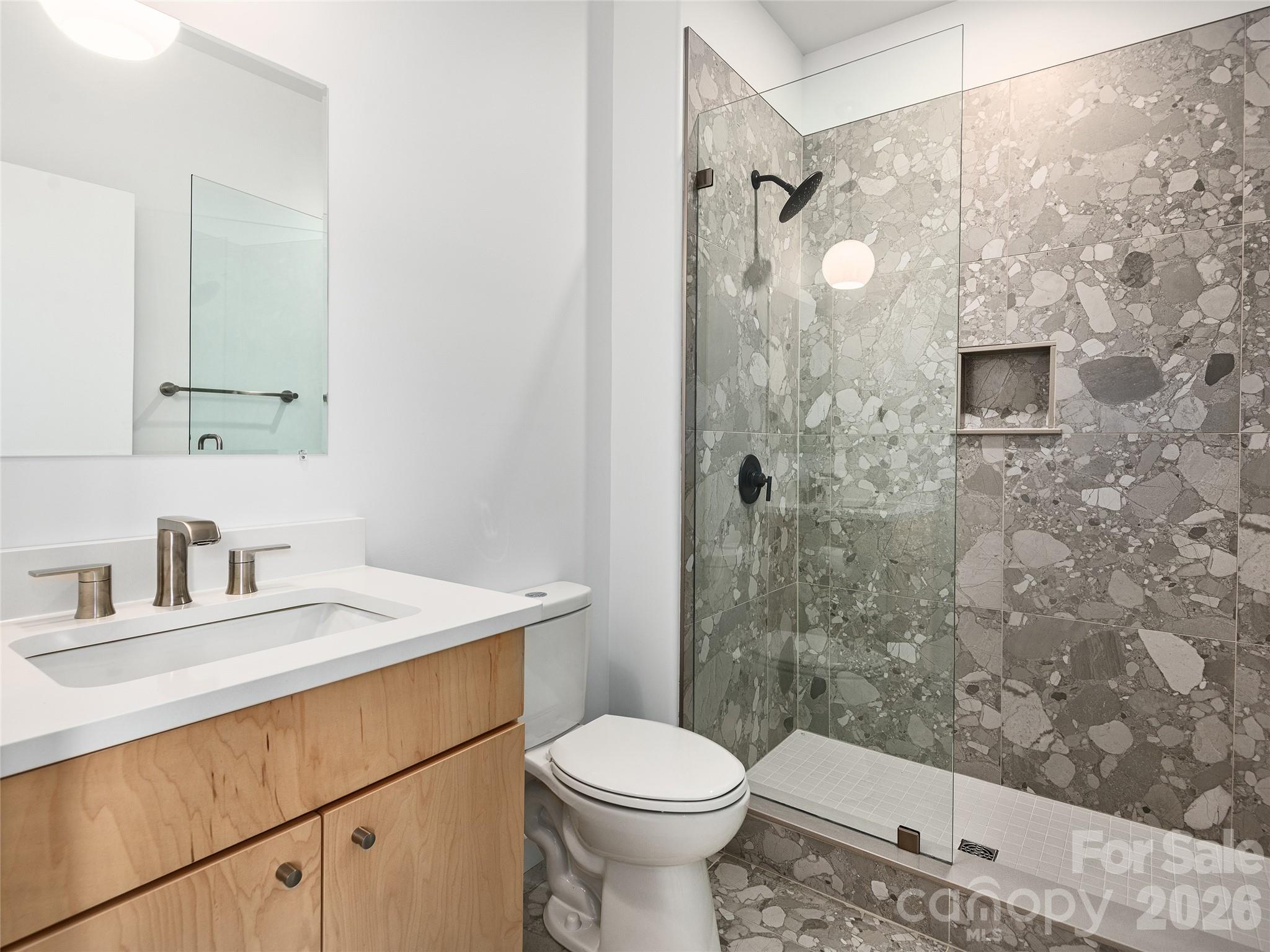 435 W Haywood Street Property Photo 19