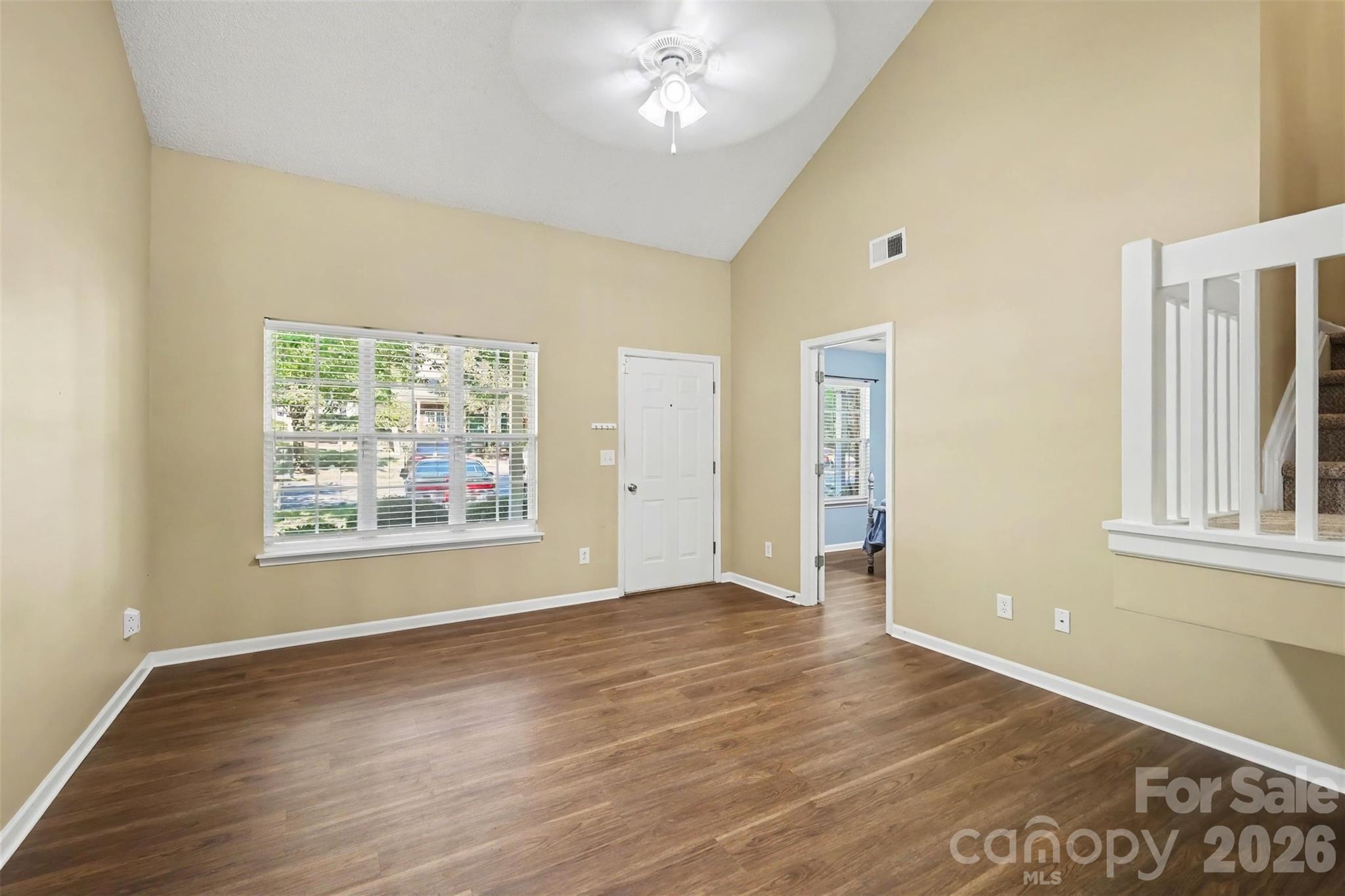10134 Frosty Lane Property Photo 6