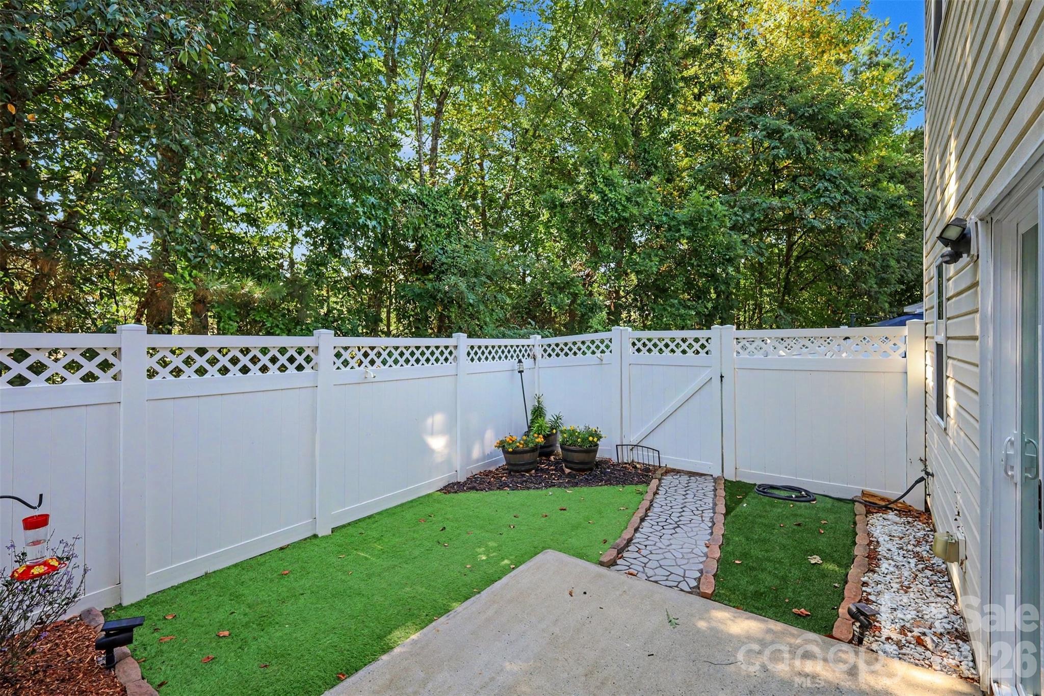 10134 Frosty Lane Property Photo 26