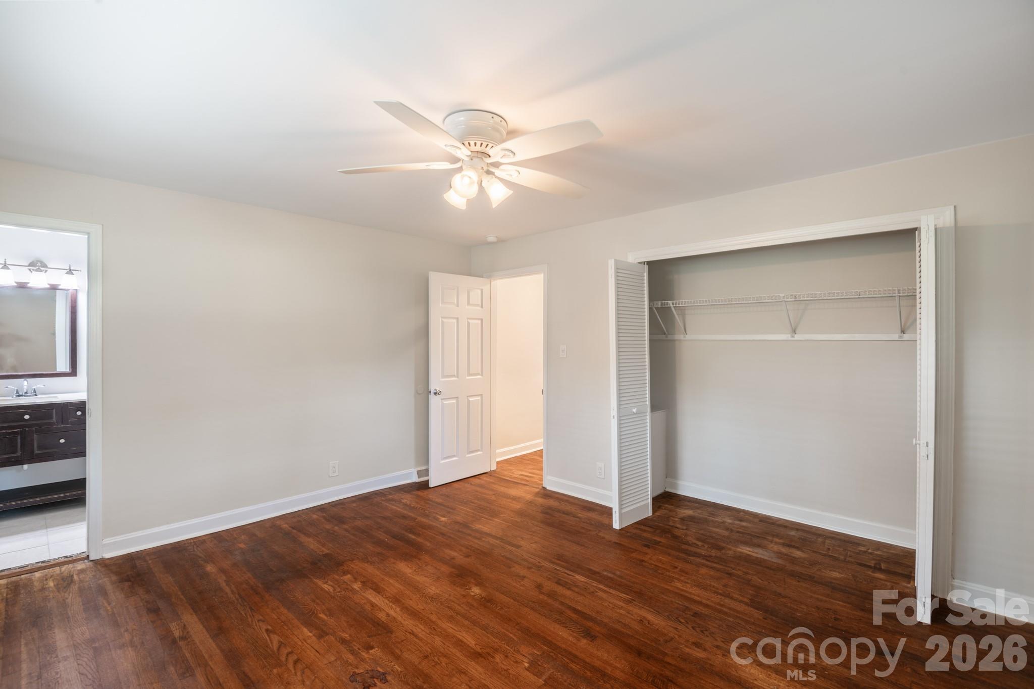 6414 Elmwood Circle Property Photo 7