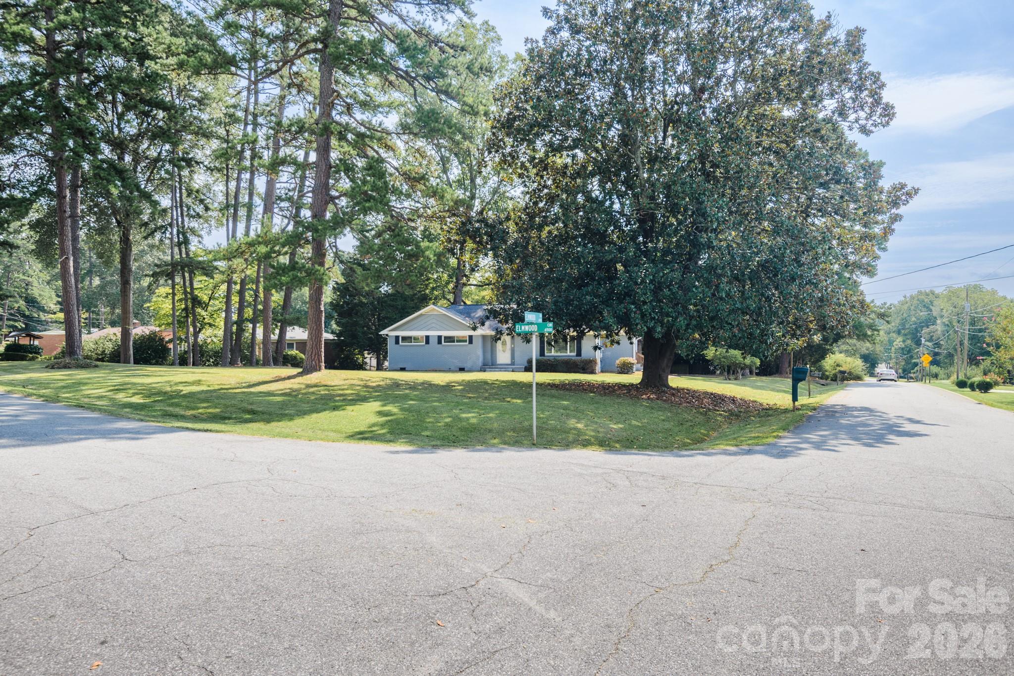 6414 Elmwood Circle Property Photo 17