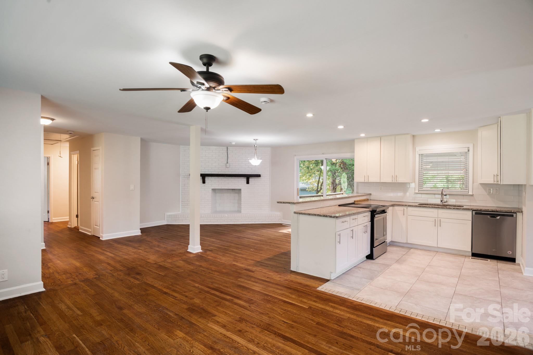 6414 Elmwood Circle Property Photo 31