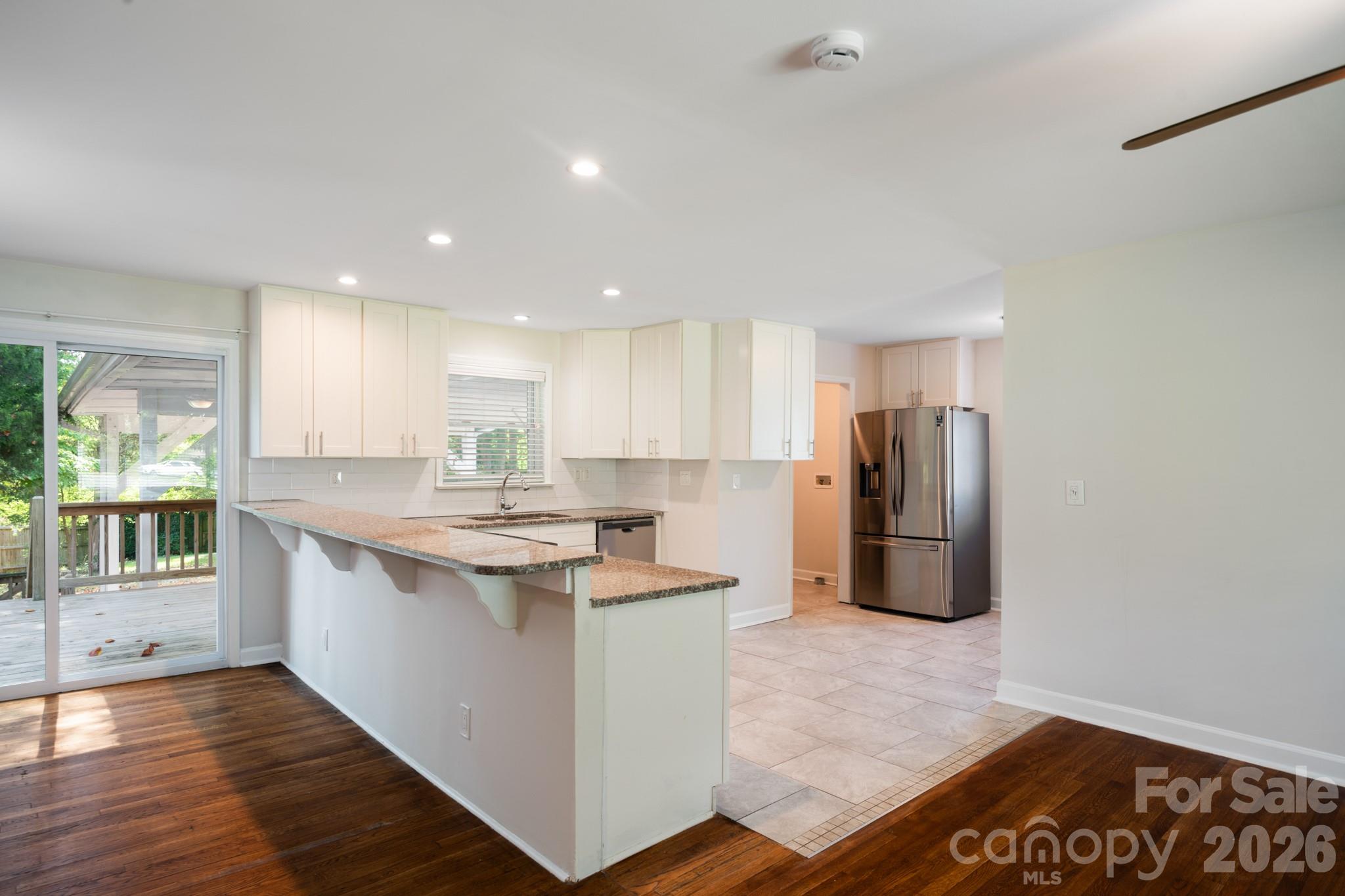 6414 Elmwood Circle Property Photo 34