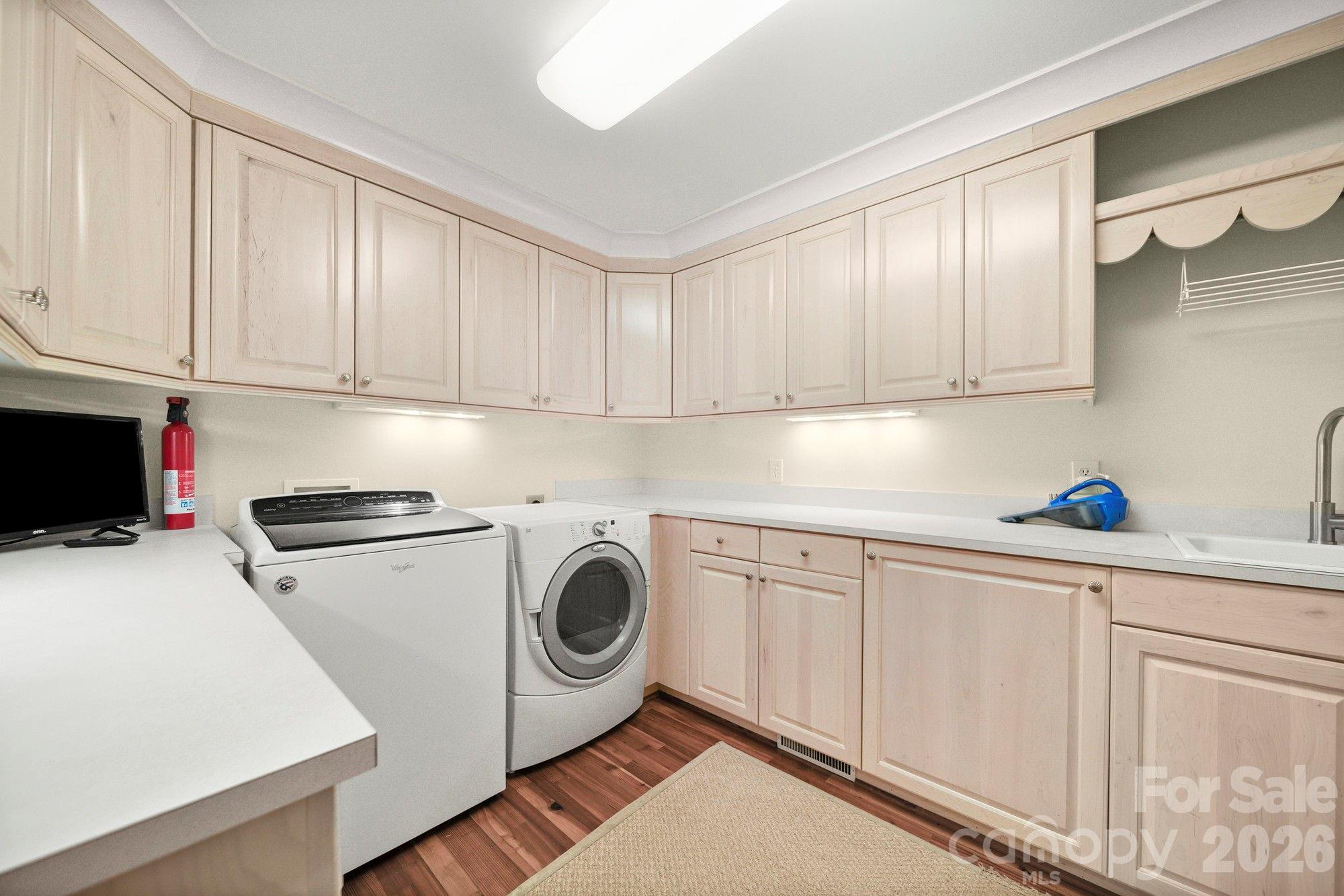505 Muirfield Drive Property Photo 38