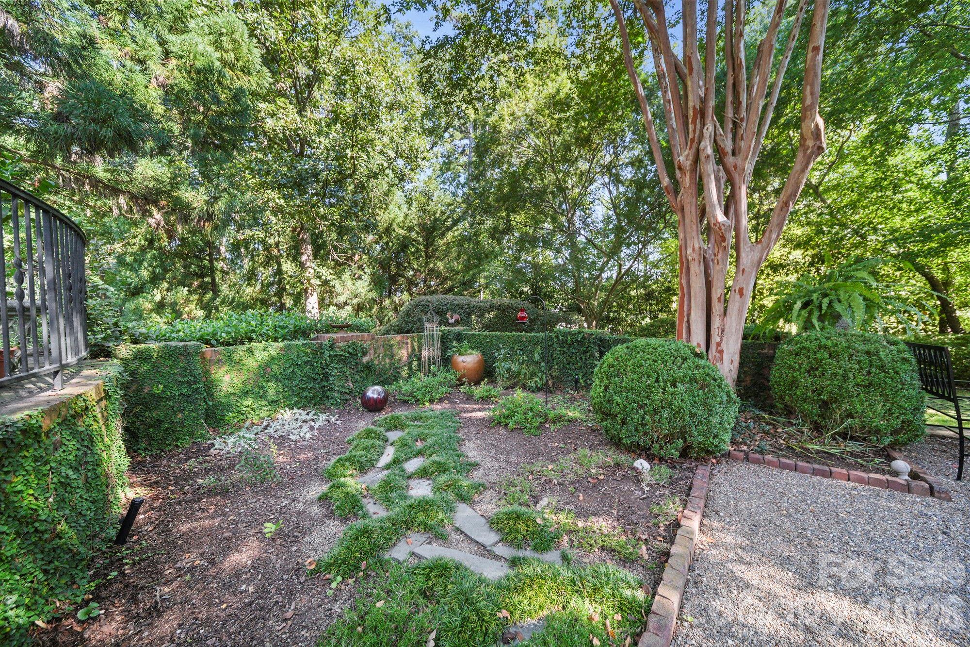 505 Muirfield Drive Property Photo 42