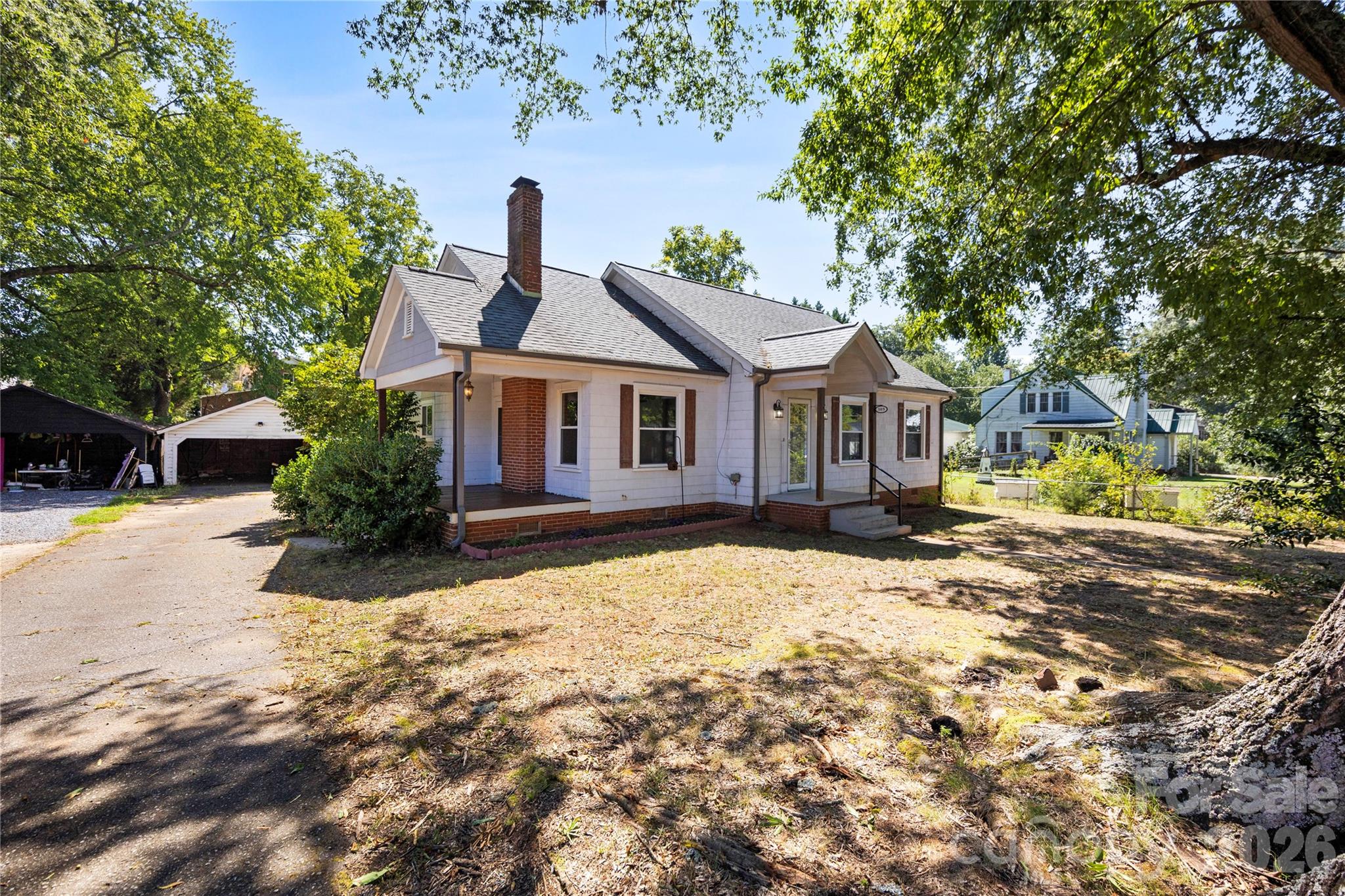 309 S Main Avenue Property Photo 4