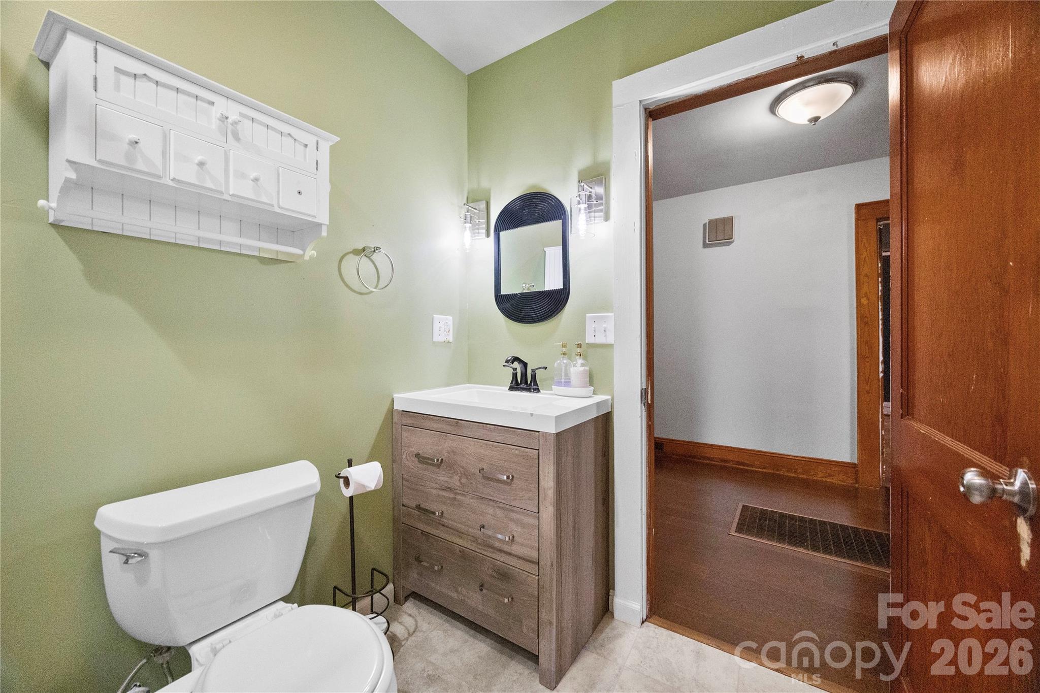 309 S Main Avenue Property Photo 15
