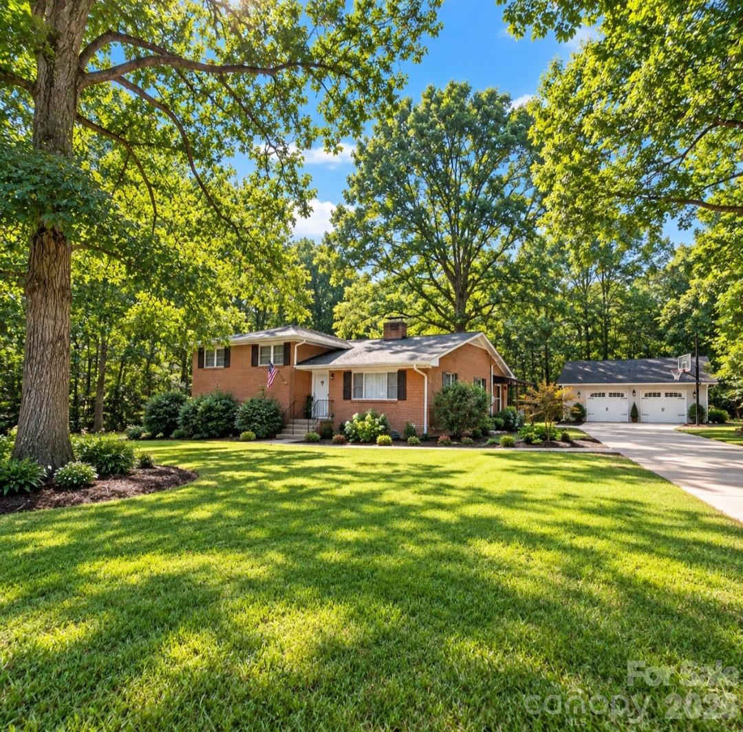 250 Roberta Road Property Photo 1