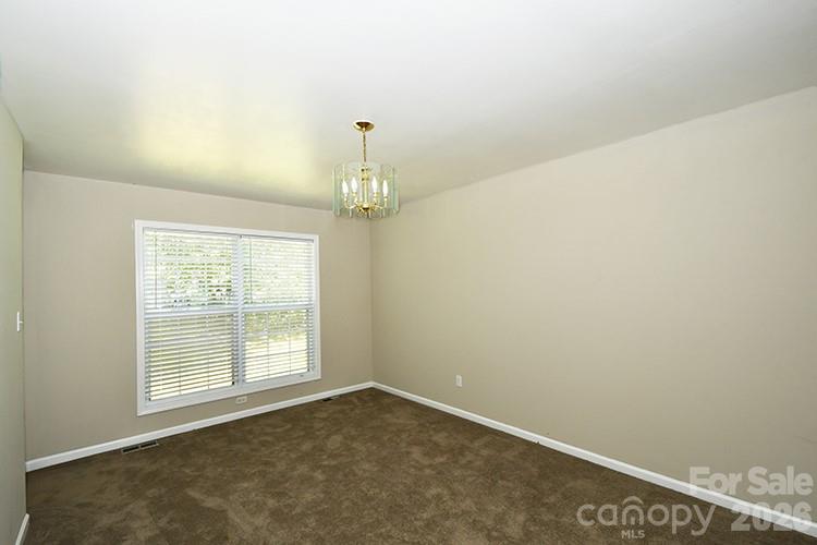 235 Crystal Circle Property Photo 11