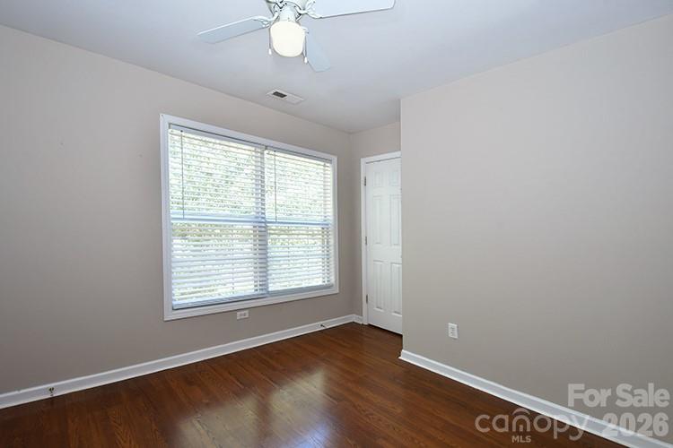 235 Crystal Circle Property Photo 12