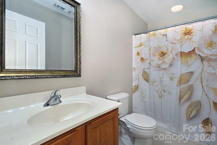 235 Crystal Circle Property Photo 23
