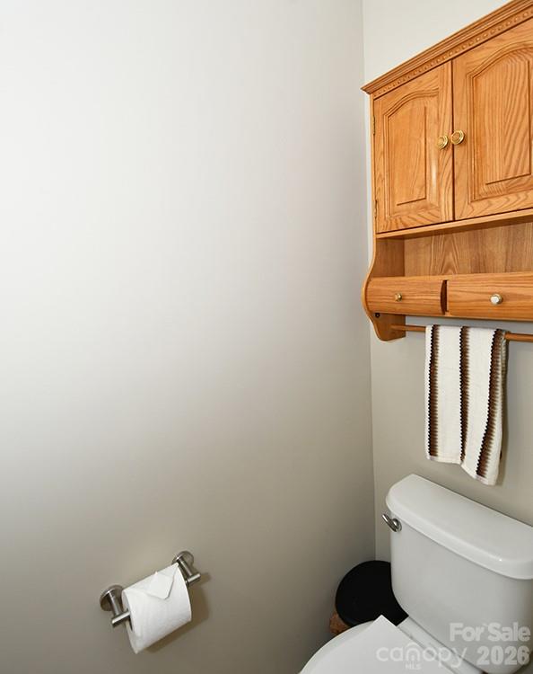 235 Crystal Circle Property Photo 27