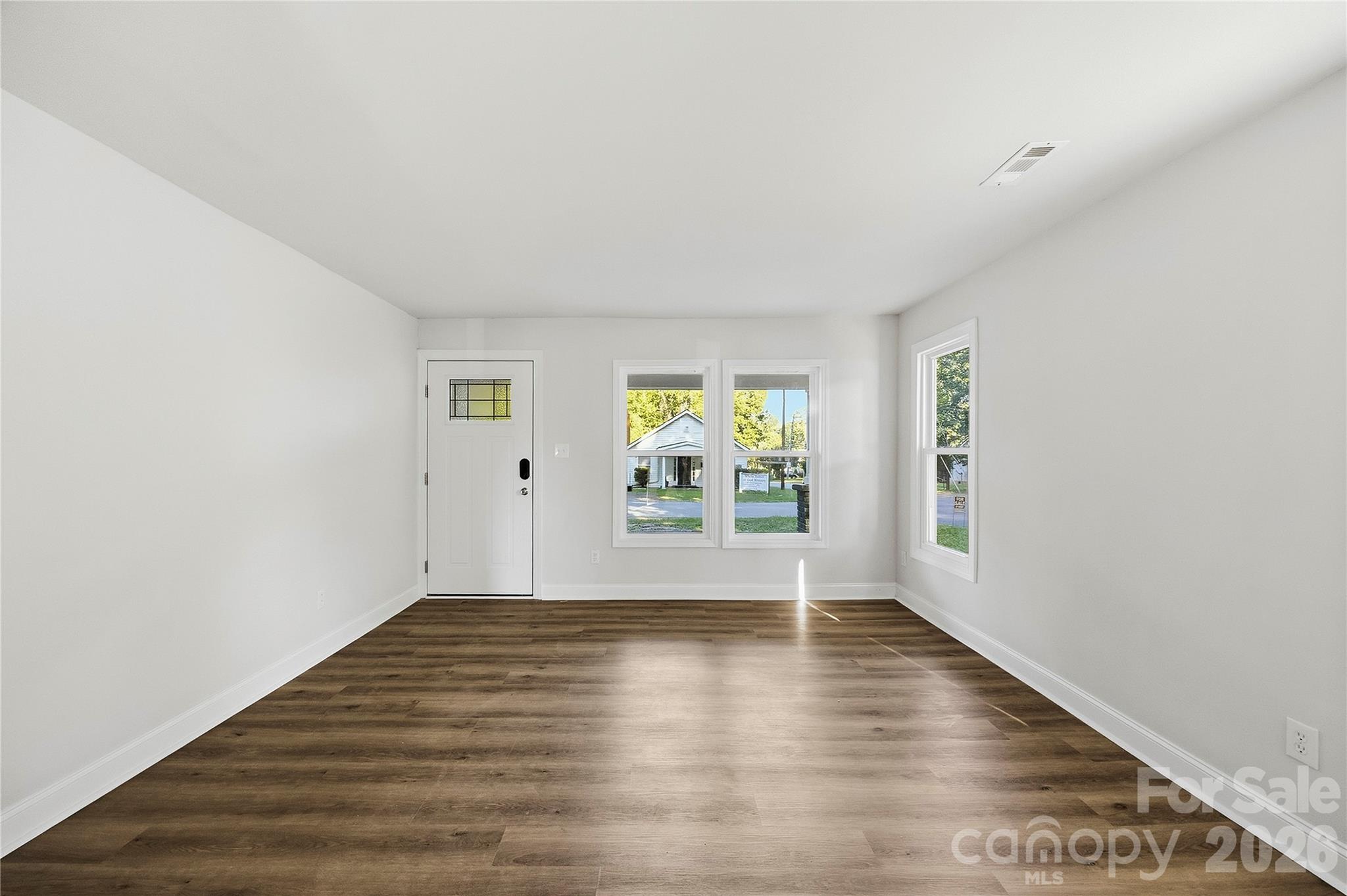 1101 Opal Street Property Photo 5