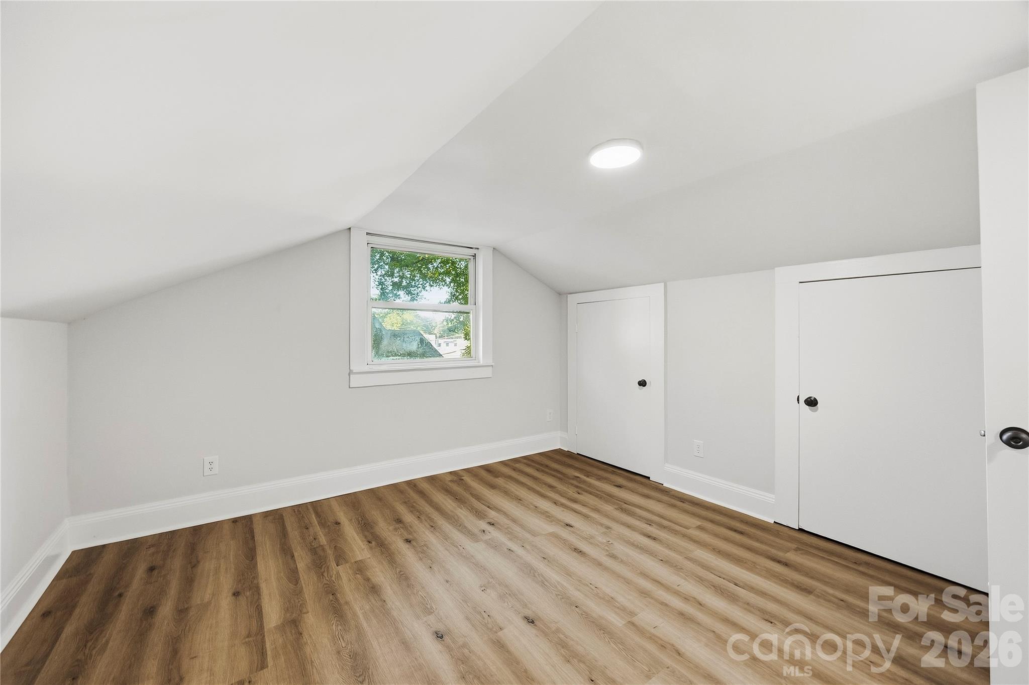 1101 Opal Street Property Photo 20