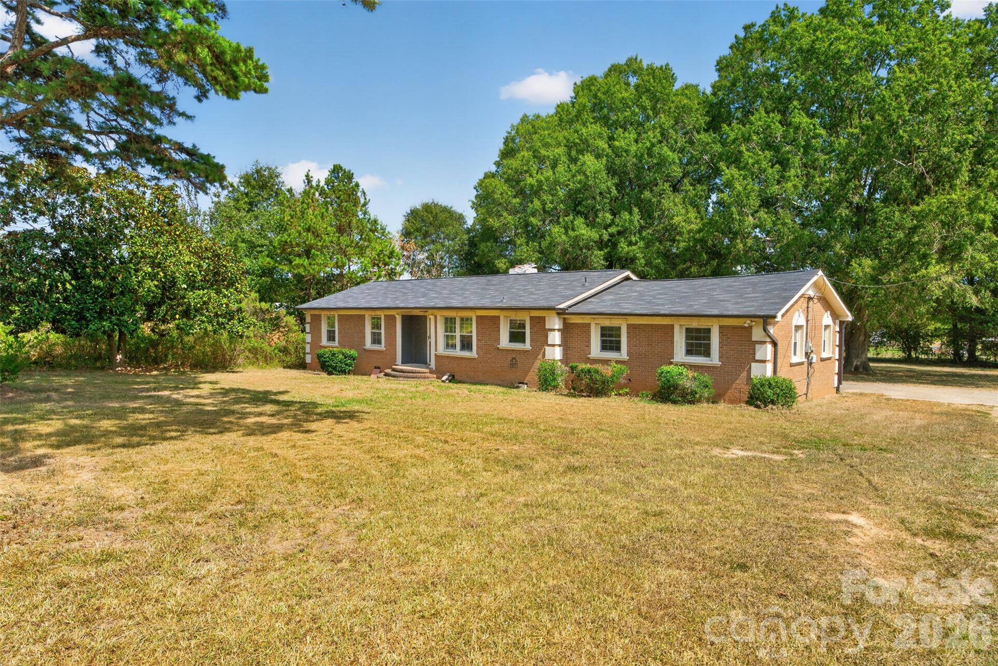 4522 Pleasant Grove Road Property Photo 1