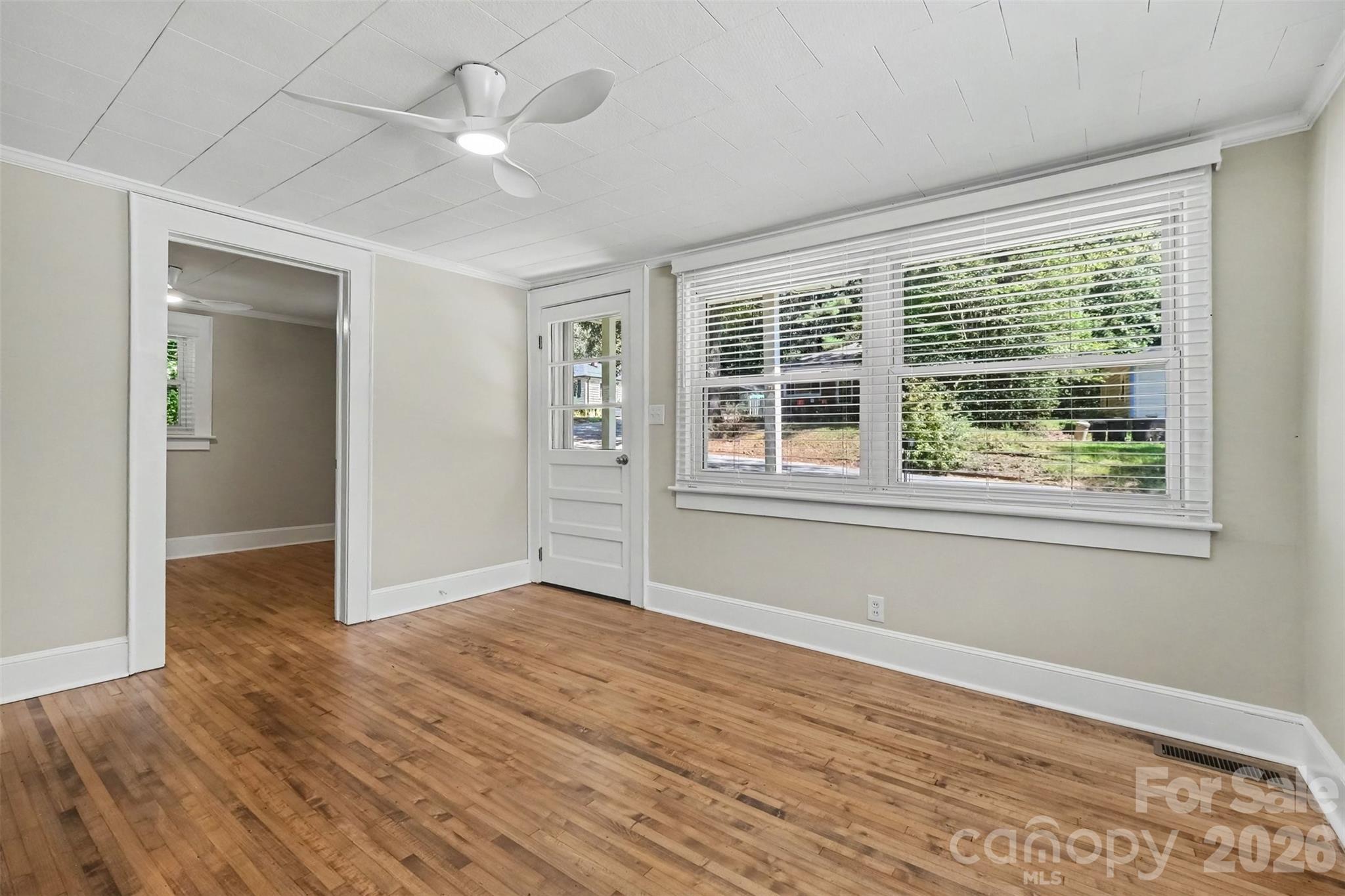 573 Allison Street Property Photo 5