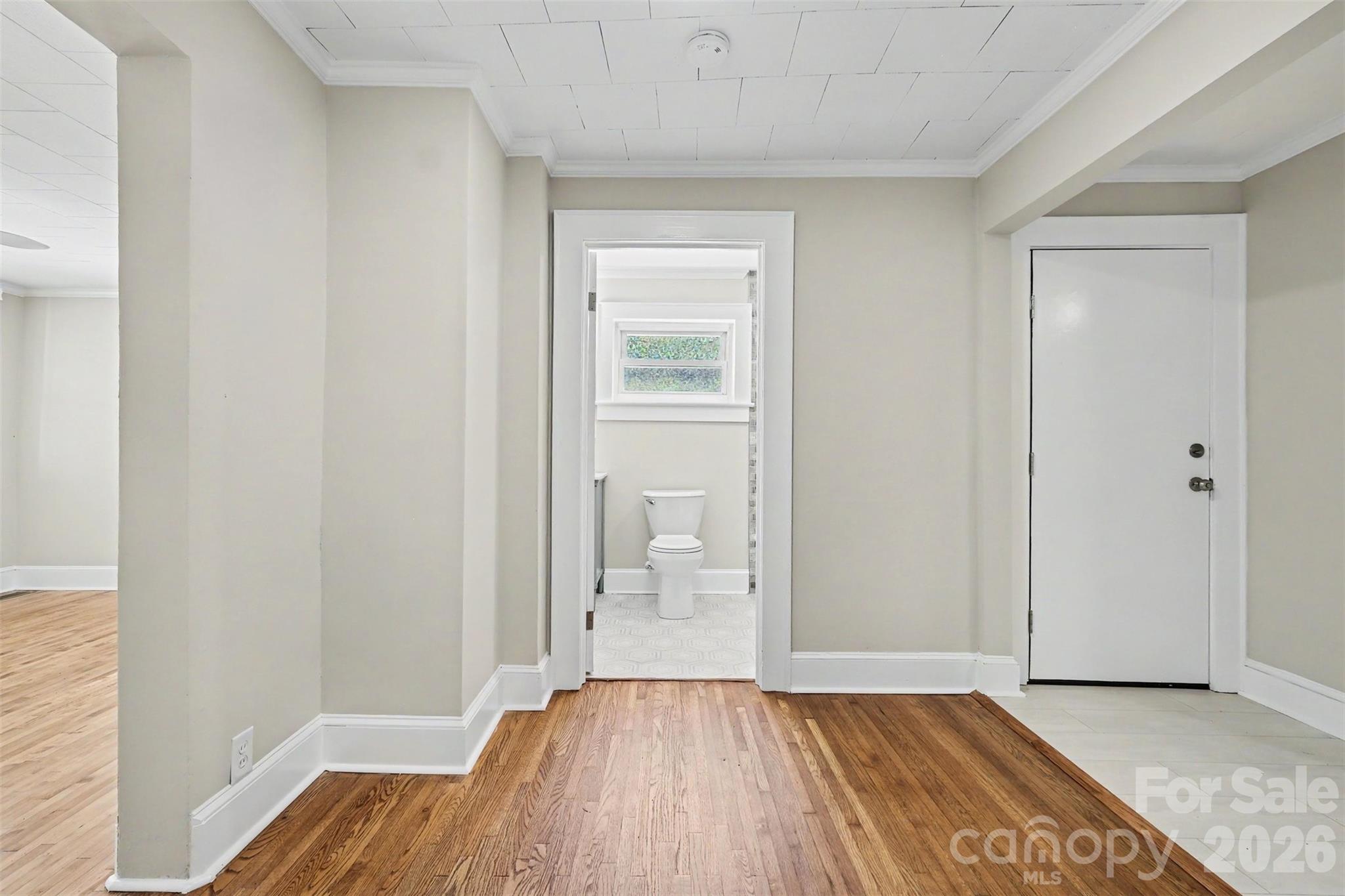 573 Allison Street Property Photo 7