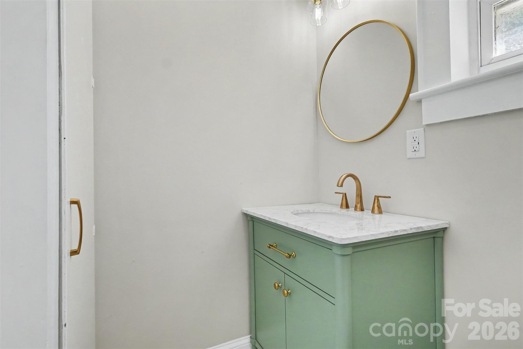 573 Allison Street Property Photo 18