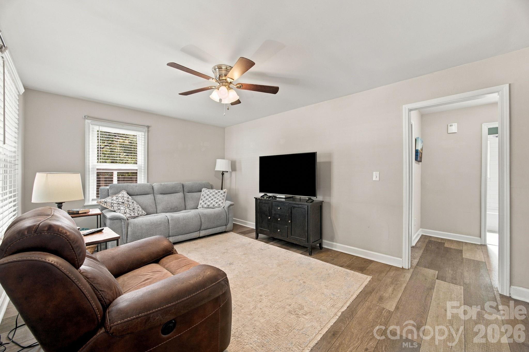 208 Faile Street Property Photo 6