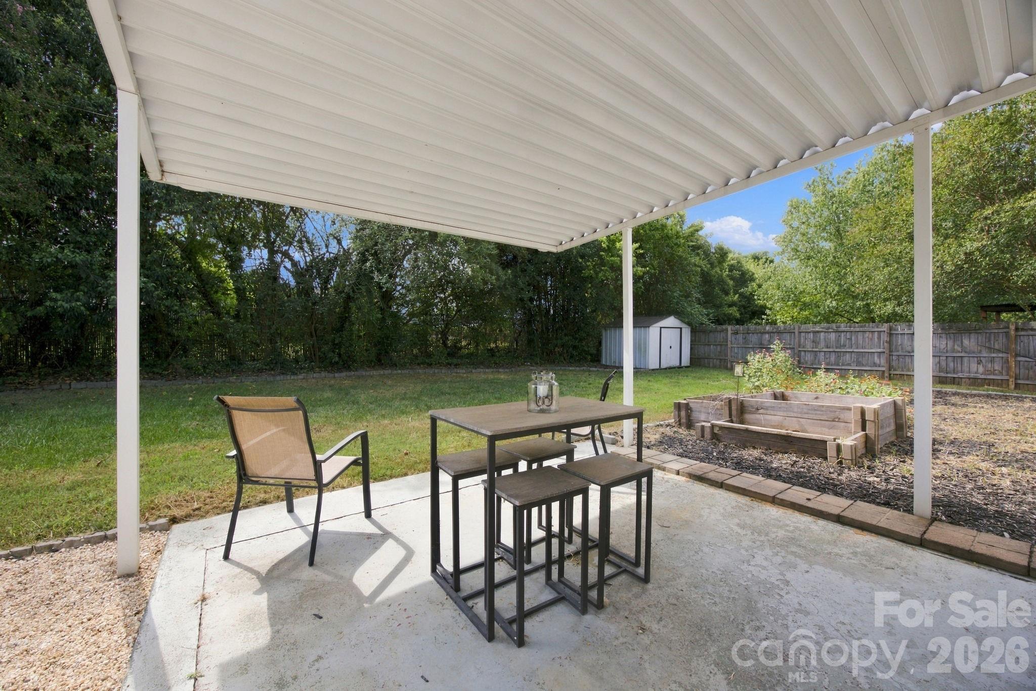 208 Faile Street Property Photo 23