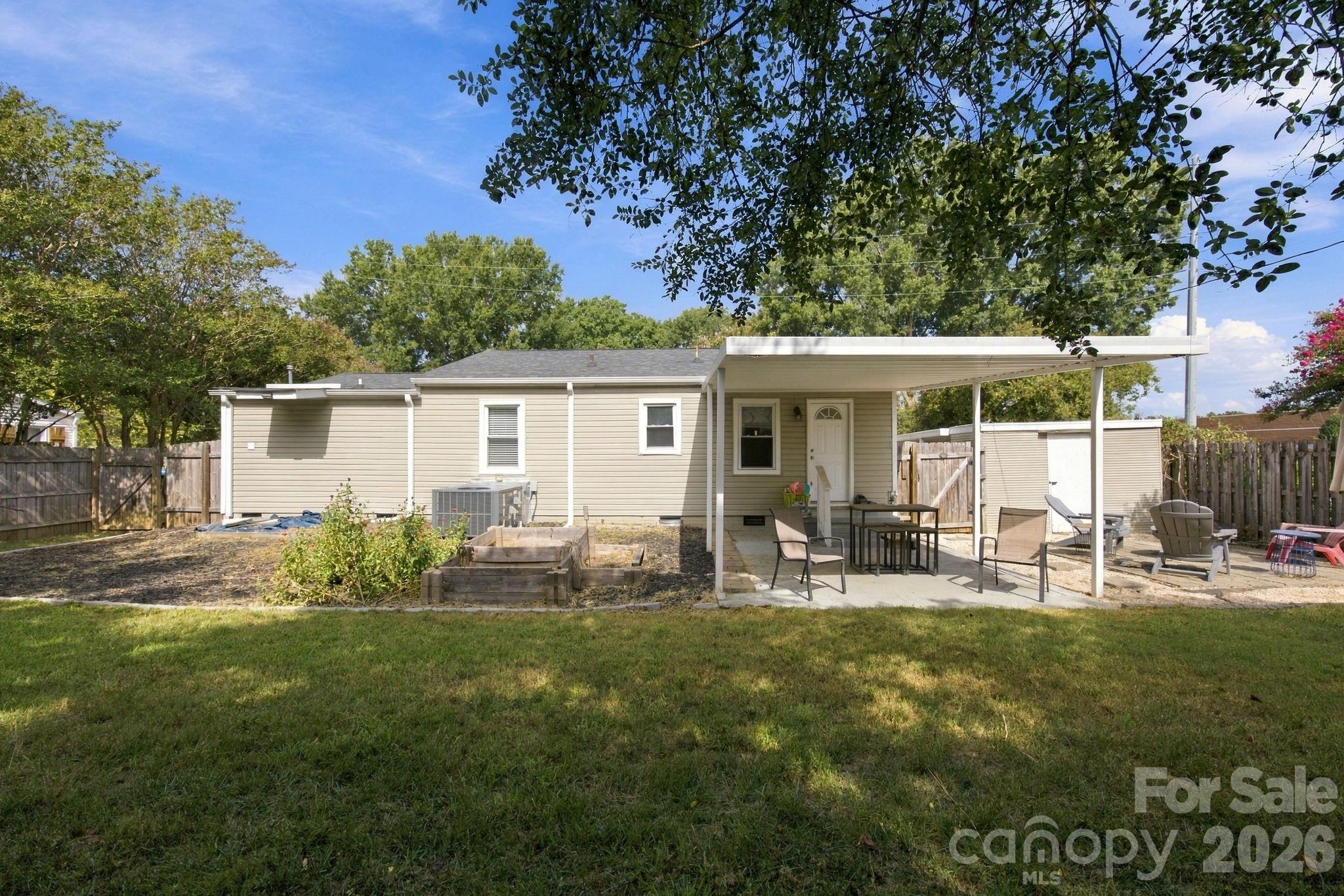 208 Faile Street Property Photo 25