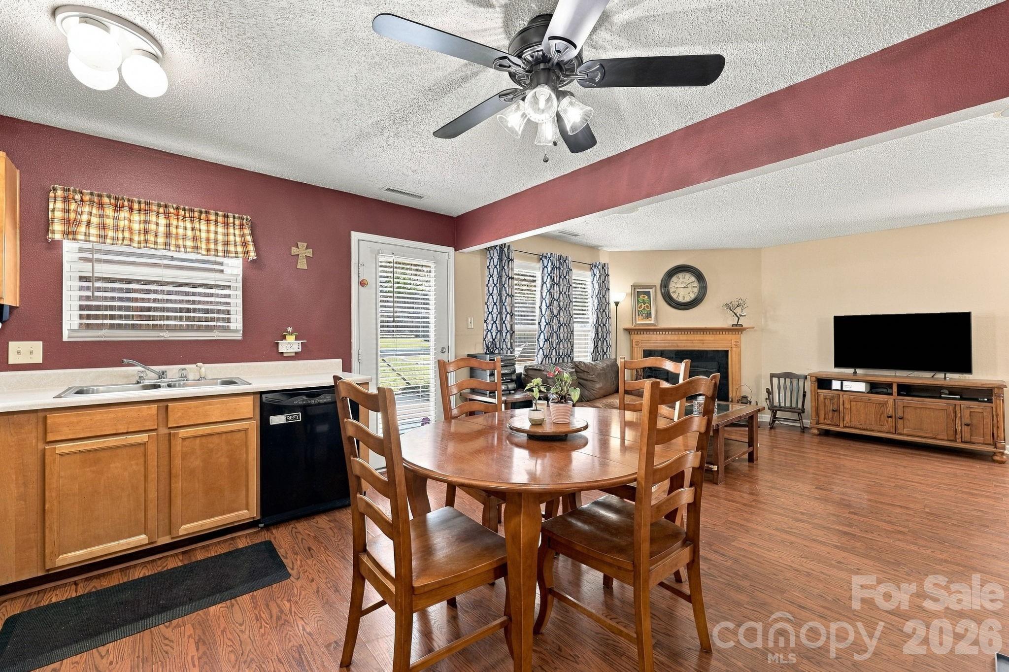 4331 Saint Catherines Court Property Photo 7
