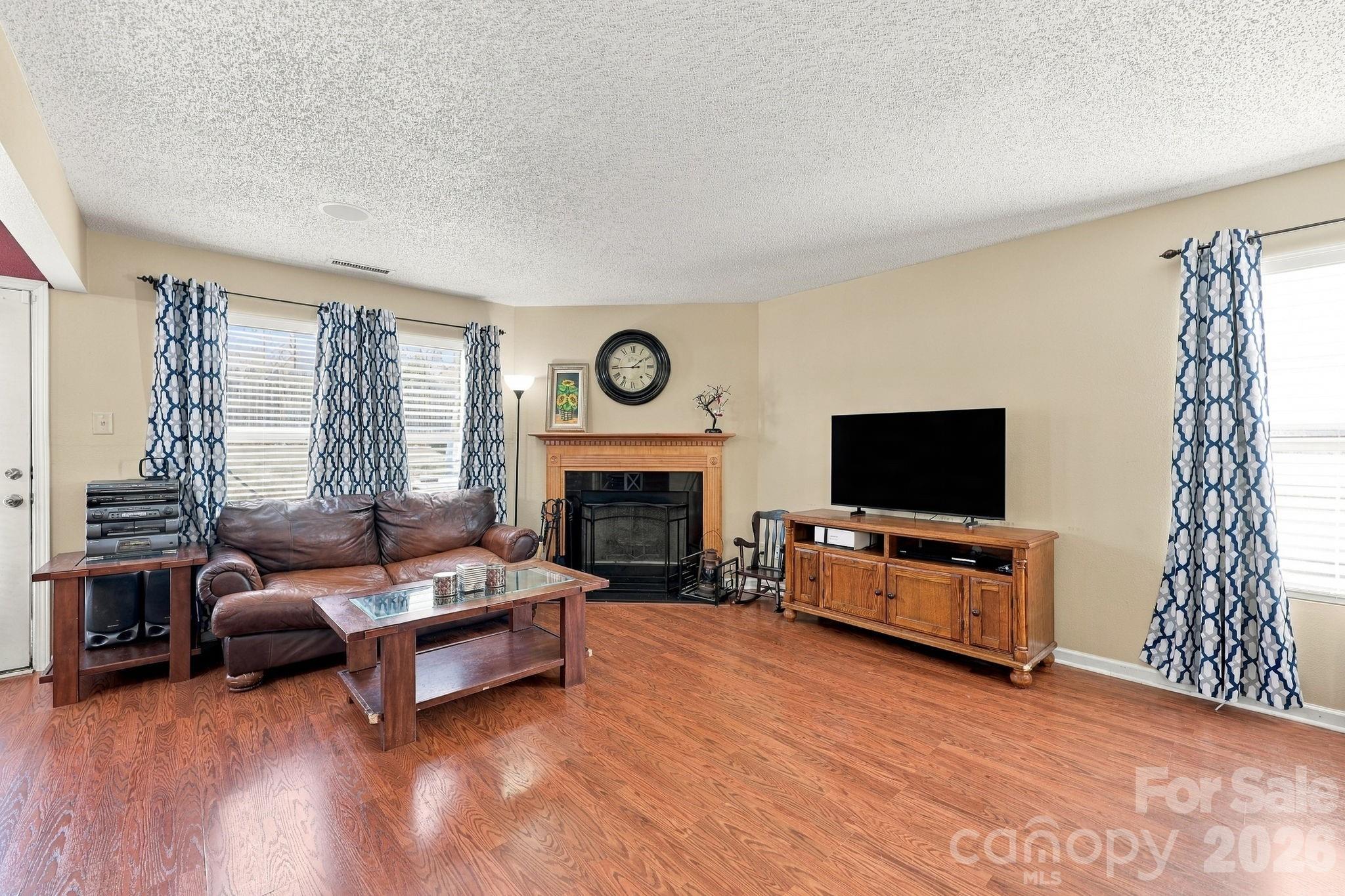 4331 Saint Catherines Court Property Photo 9