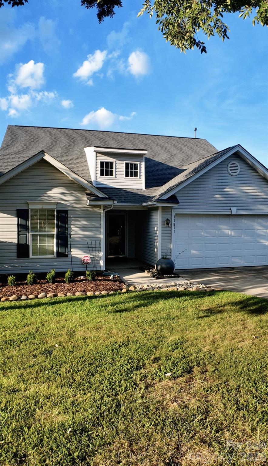 11811 Cheviott Hill Lane Property Photo 1