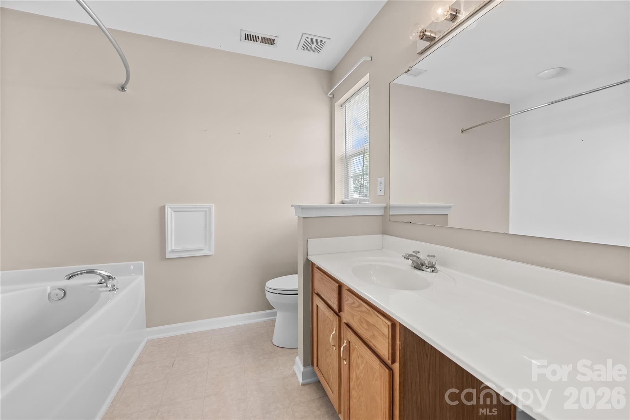 11811 Cheviott Hill Lane Property Photo 13
