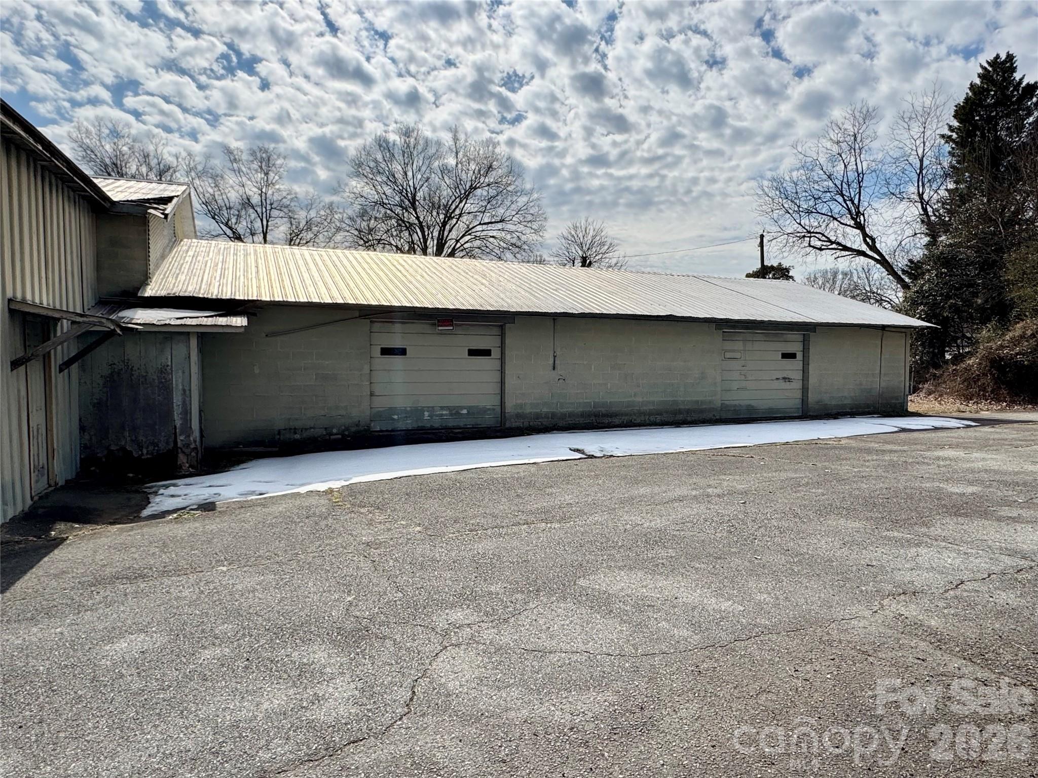 545 Collins Street Property Photo 3