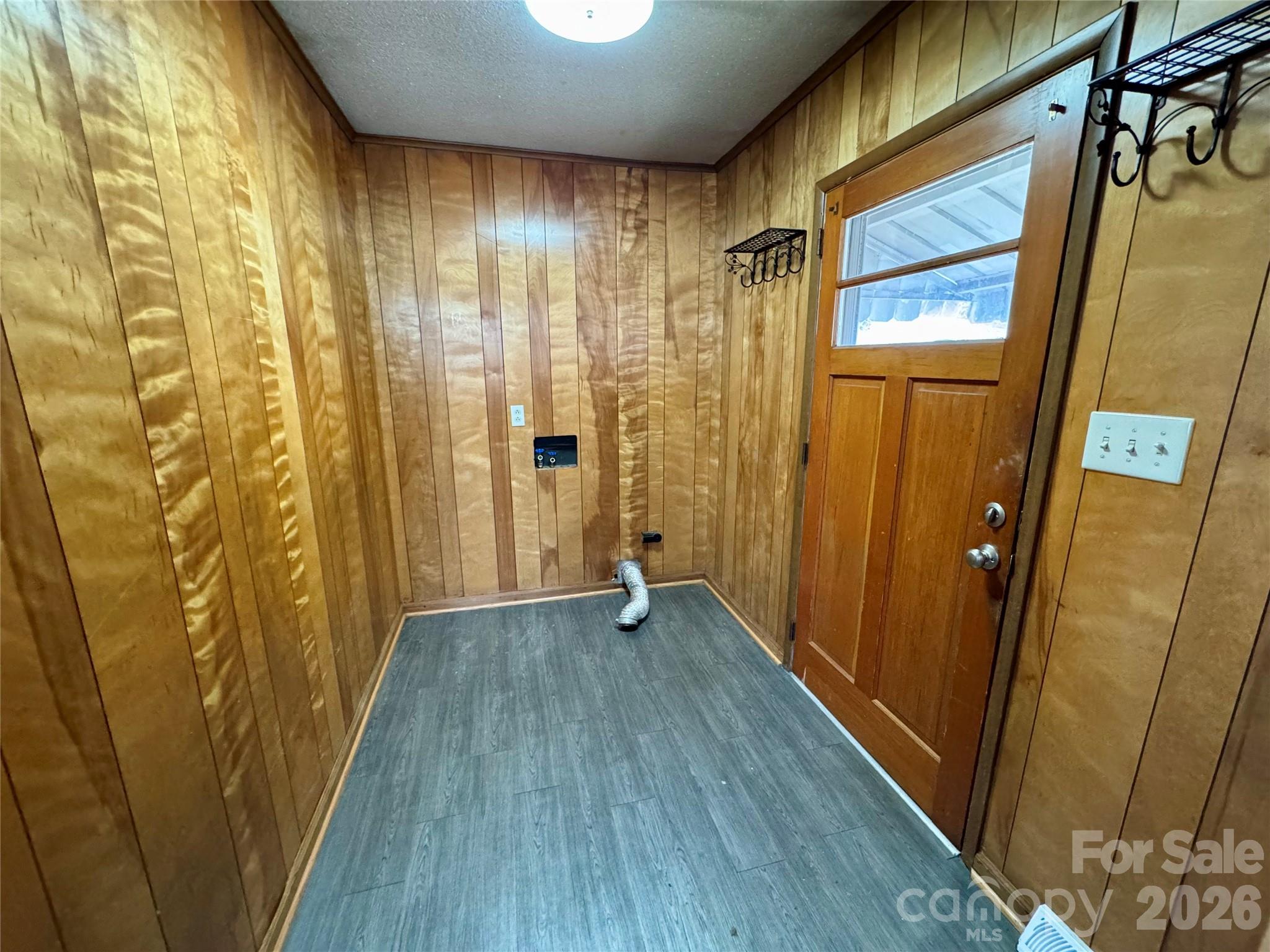 545 Collins Street Property Photo 13