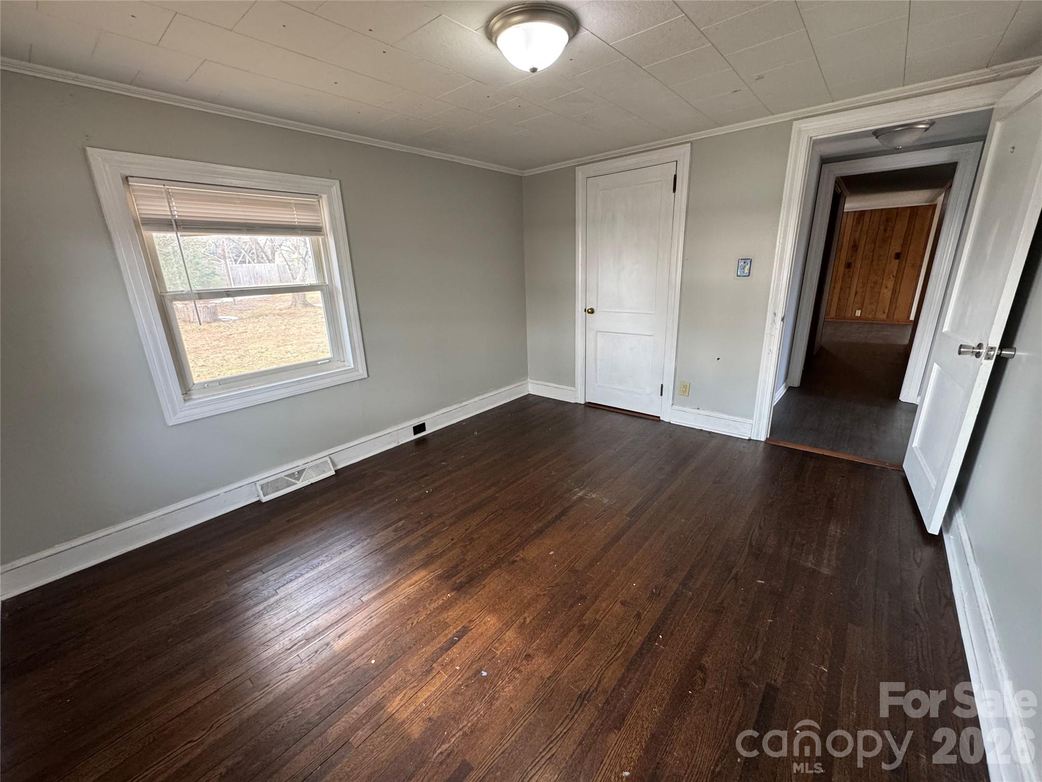 545 Collins Street Property Photo 18