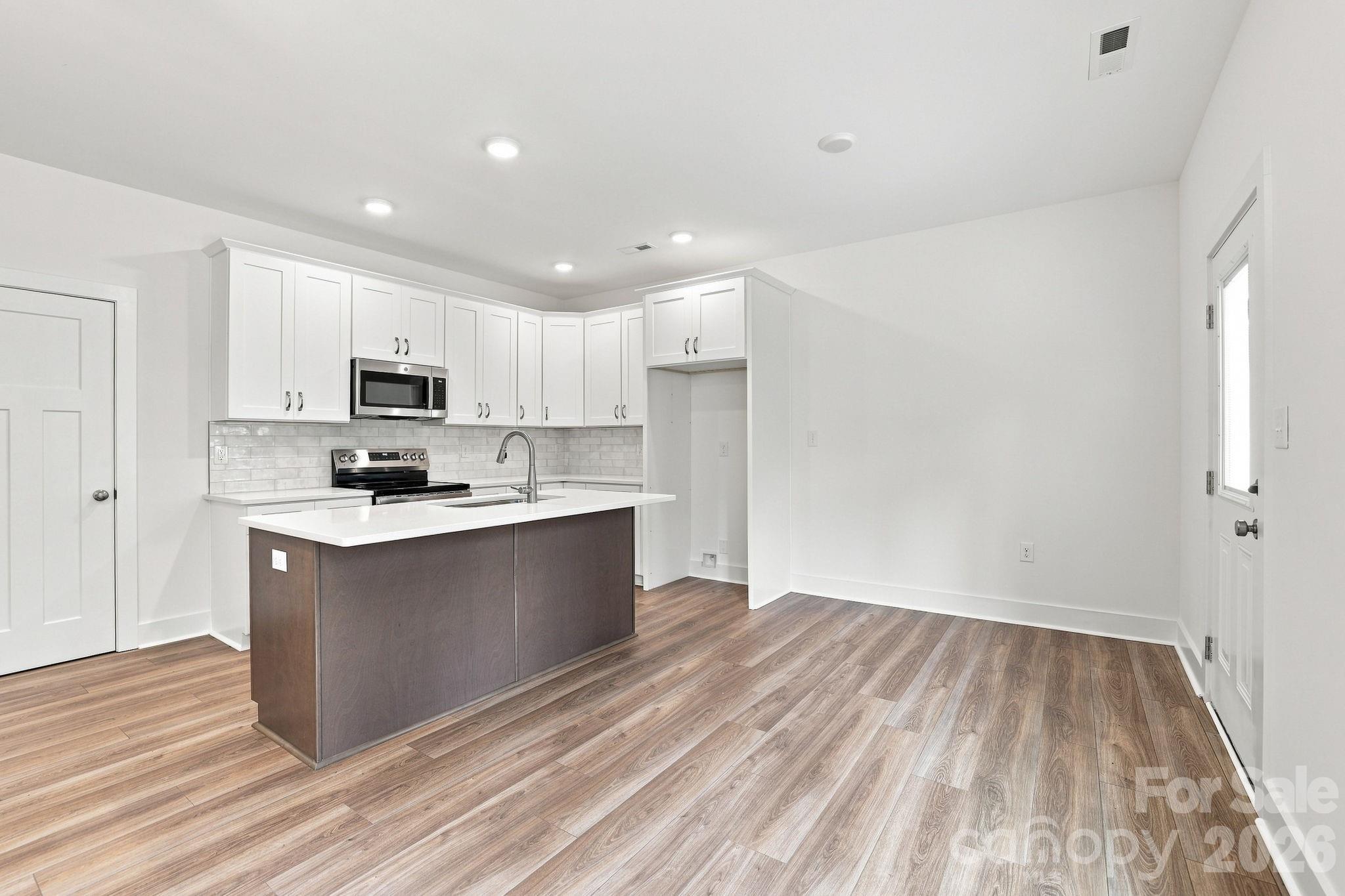 719 Hazel Blakeney Road Property Photo 14