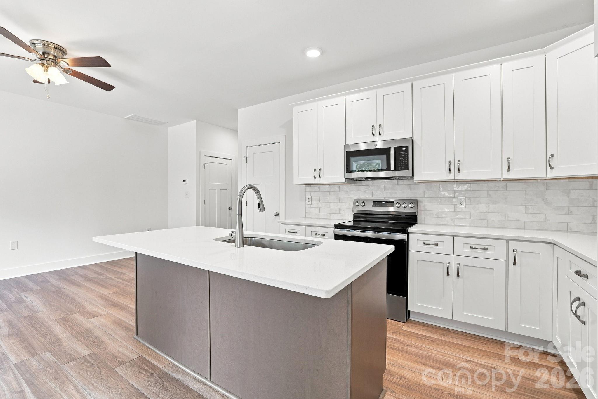 719 Hazel Blakeney Road Property Photo 16
