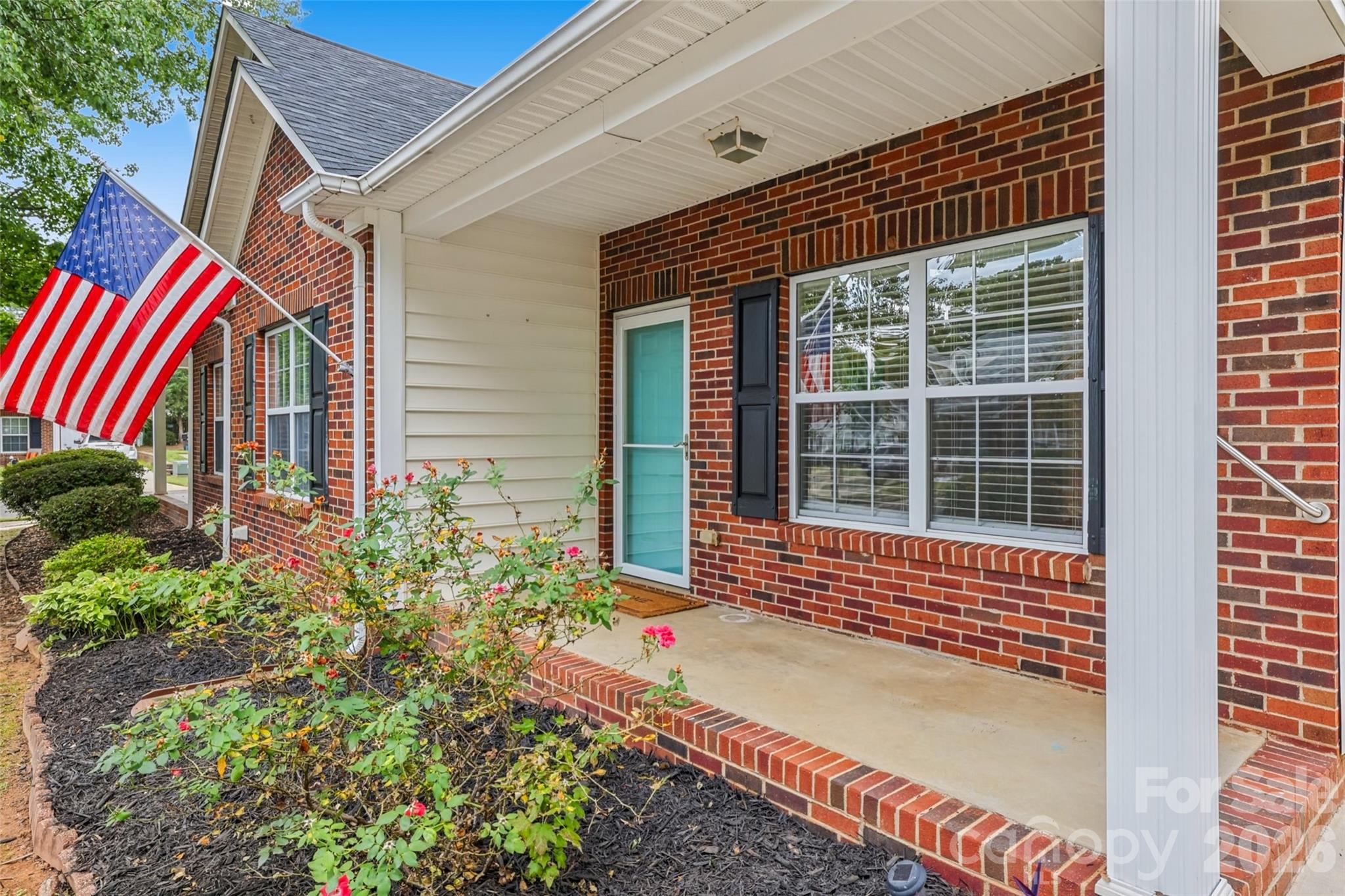 1720 Clemmon Sanders Circle Property Photo 2