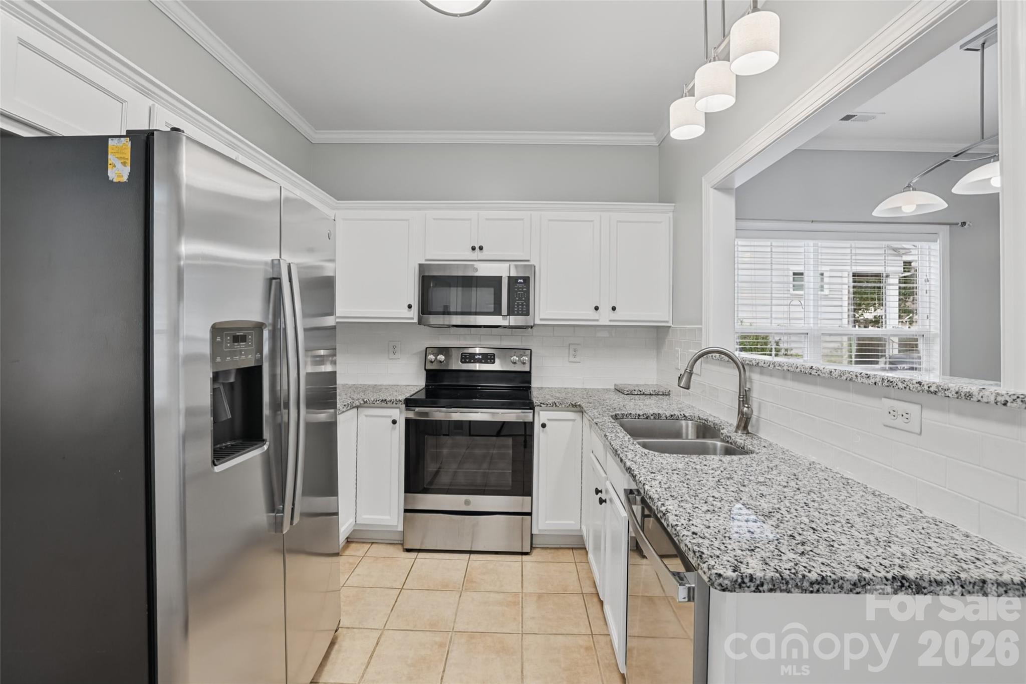 1720 Clemmon Sanders Circle Property Photo 8
