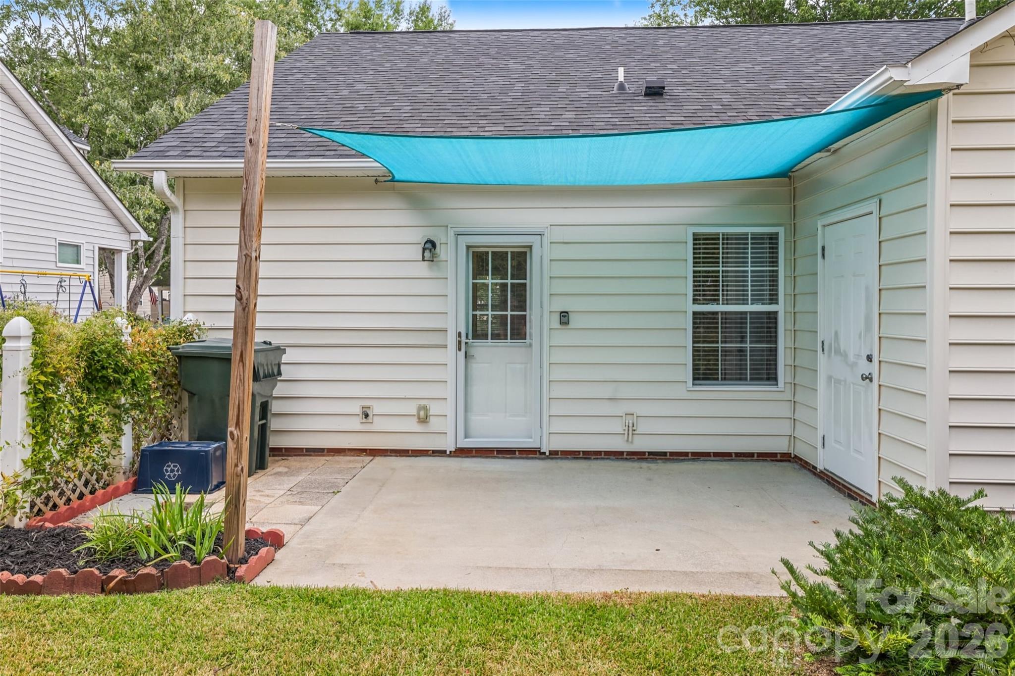 1720 Clemmon Sanders Circle Property Photo 21