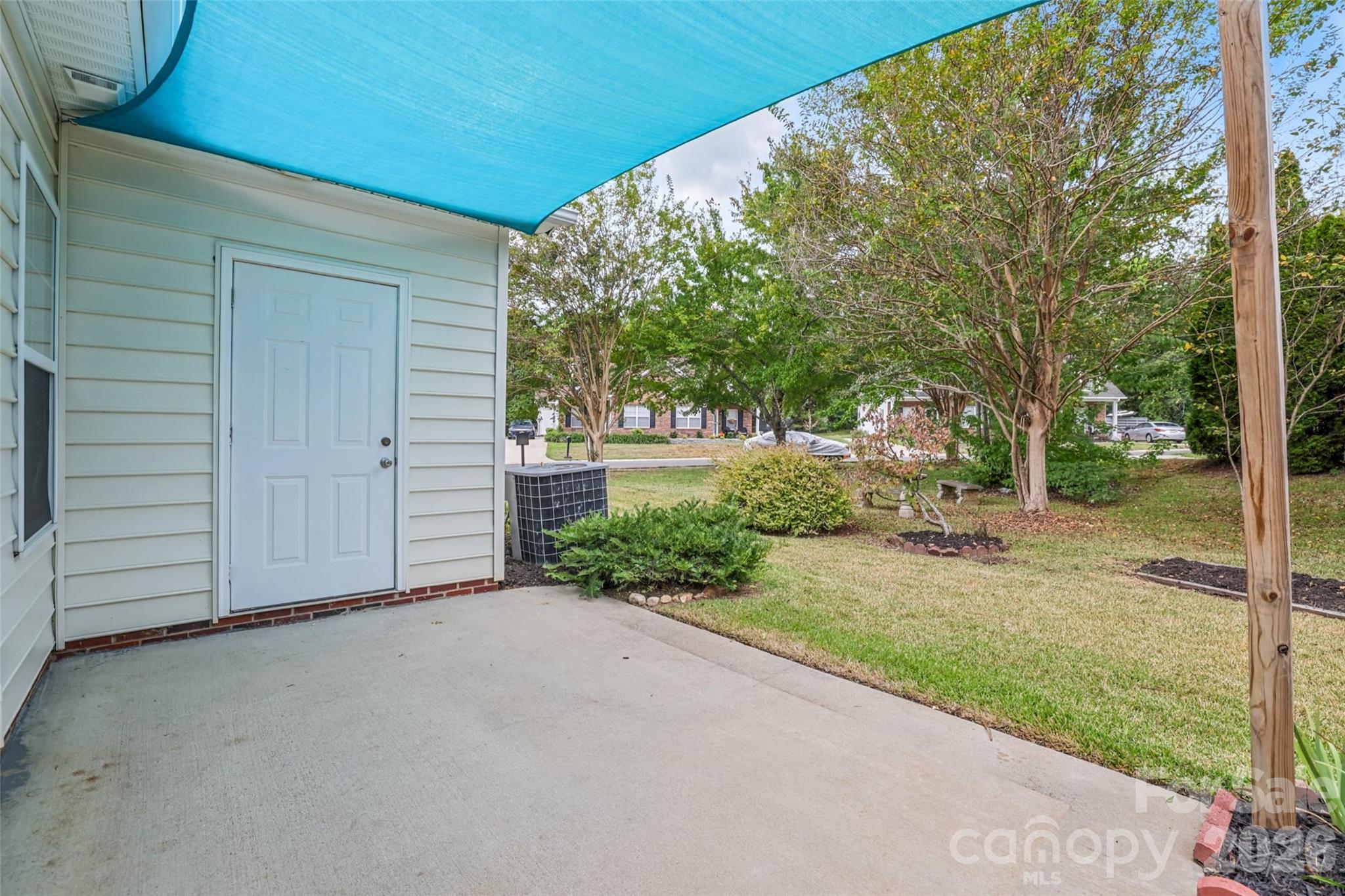 1720 Clemmon Sanders Circle Property Photo 23