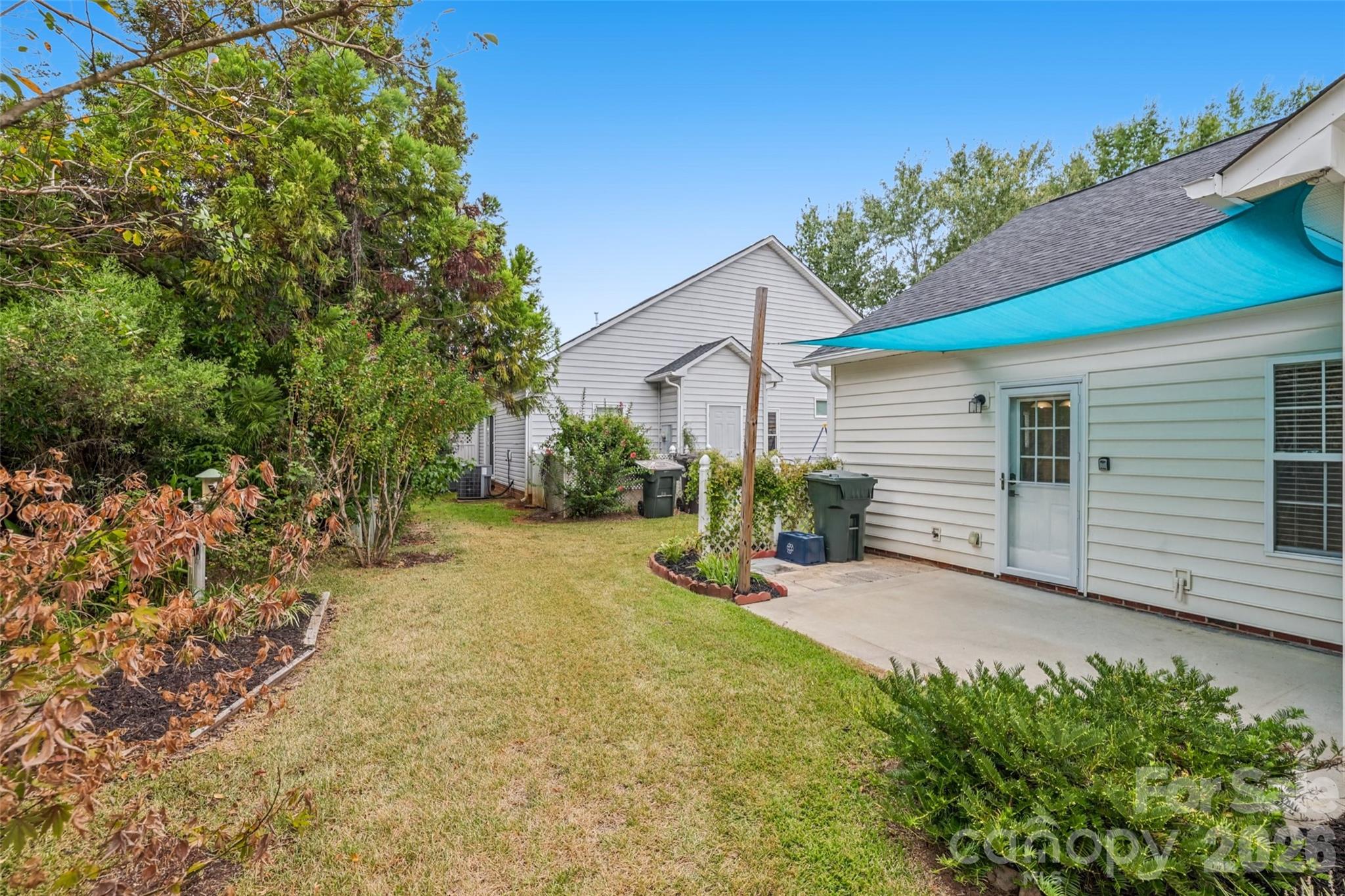 1720 Clemmon Sanders Circle Property Photo 25